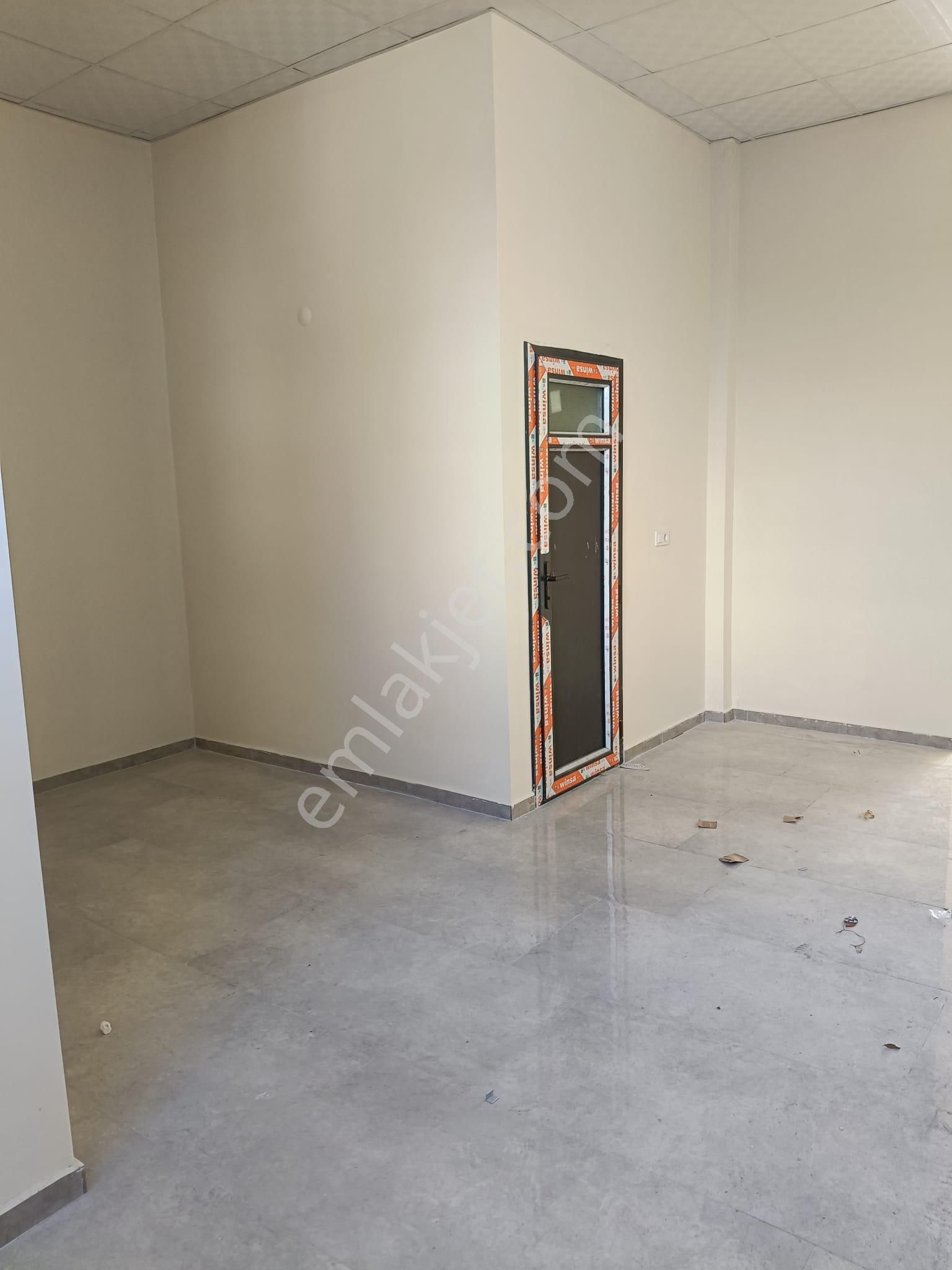 Ufuk Kapalı Pazar Karşısı Toplam 180 M2 Kiralık Dükkan - Görsel 14