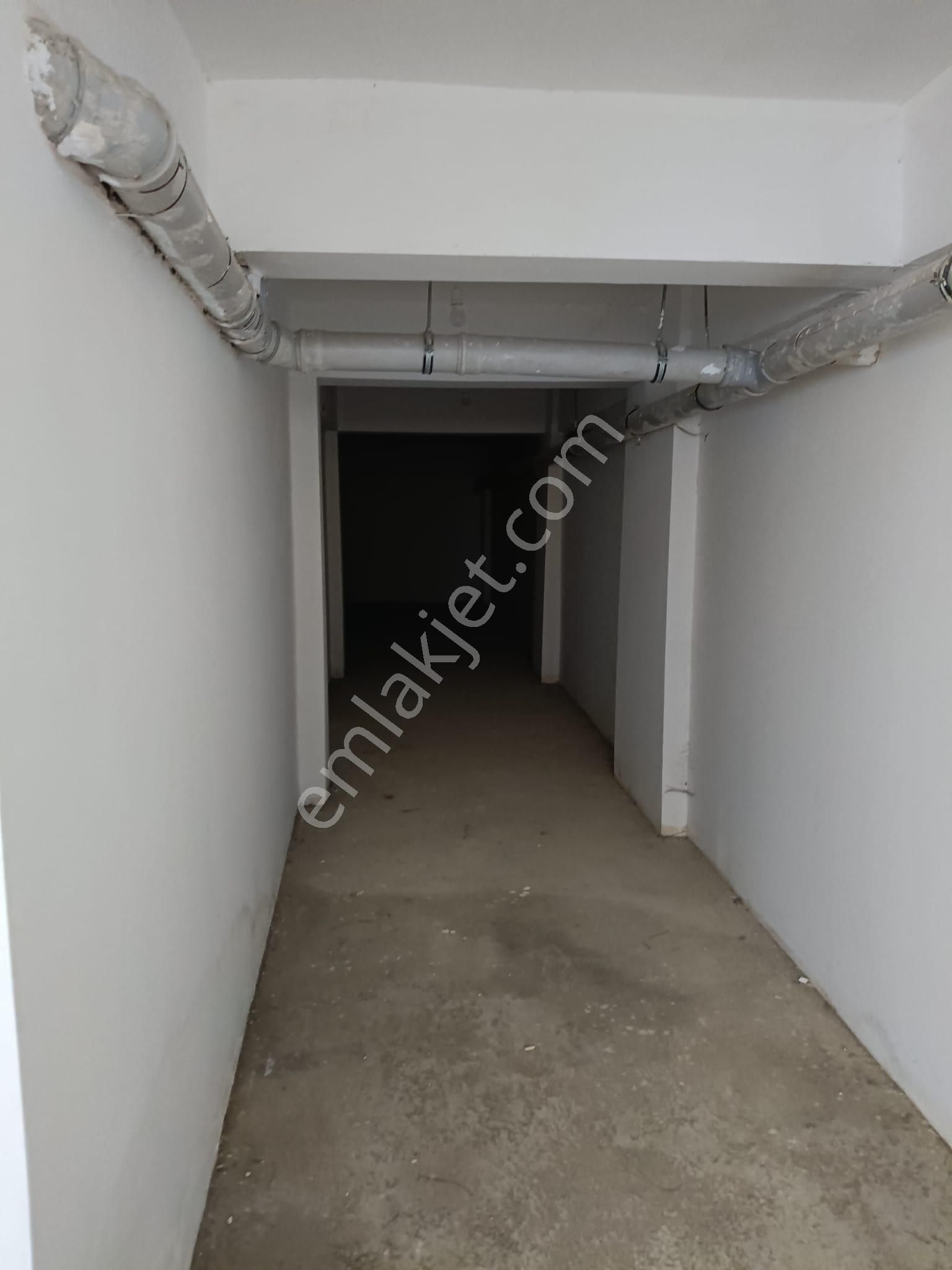 Ufuk Kapalı Pazar Karşısı Toplam 180 M2 Kiralık Dükkan - Görsel 32