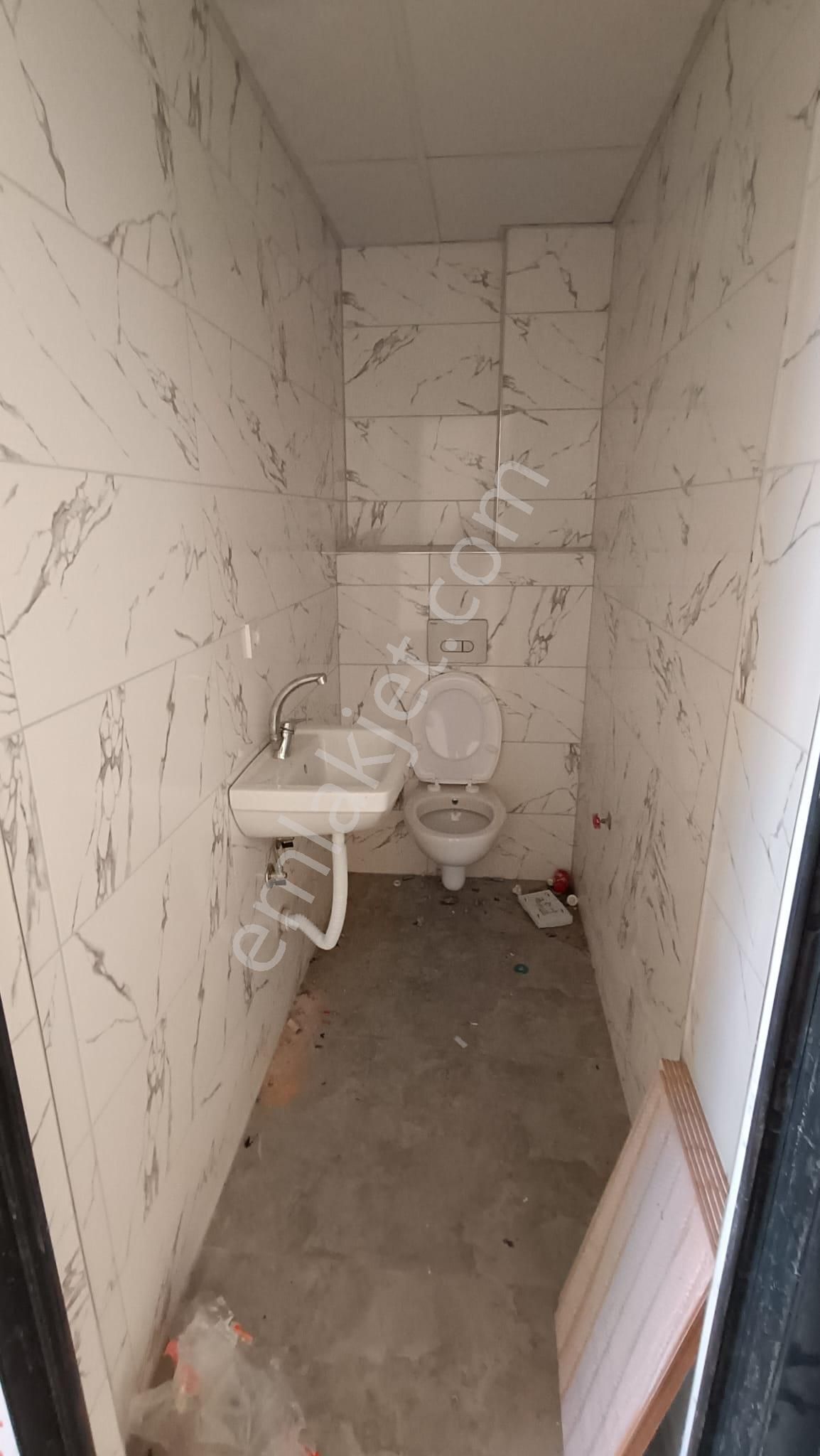 Ufuk Kapalı Pazar Karşısı Toplam 180 M2 Kiralık Dükkan - Görsel 23