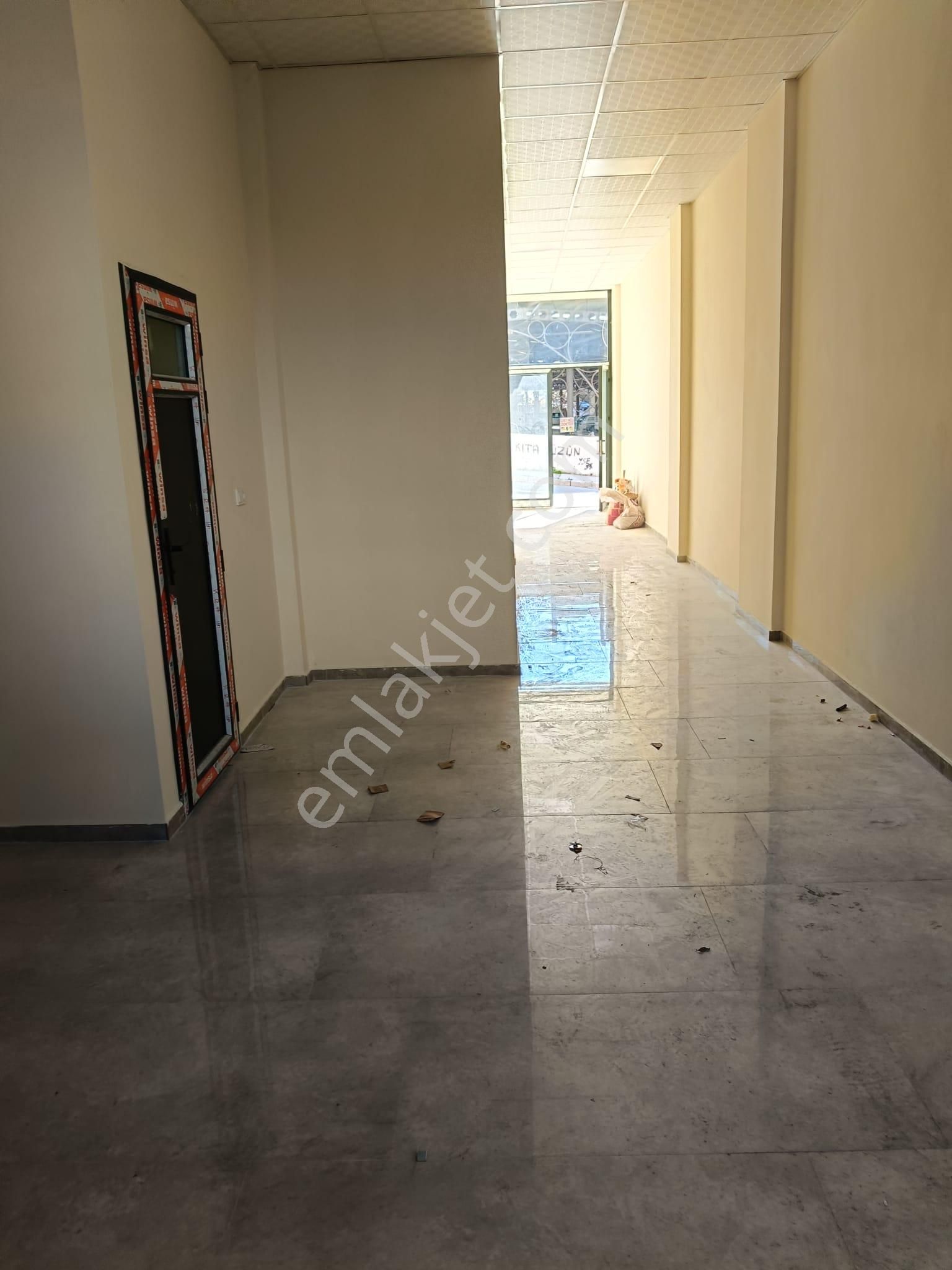 Ufuk Kapalı Pazar Karşısı Toplam 180 M2 Kiralık Dükkan - Görsel 21