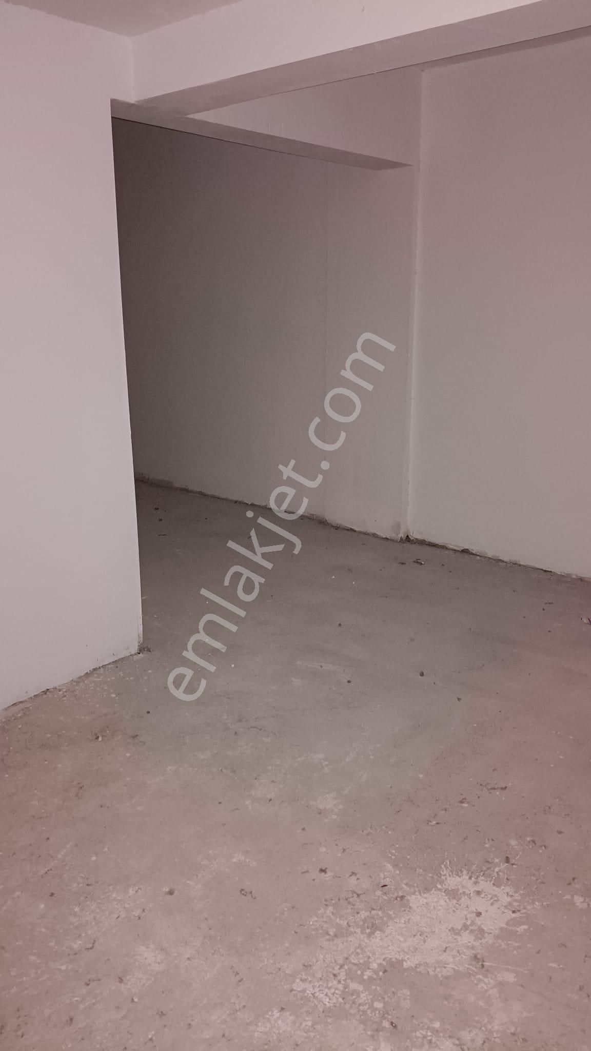 Ufuk Kapalı Pazar Karşısı Toplam 180 M2 Kiralık Dükkan - Görsel 30