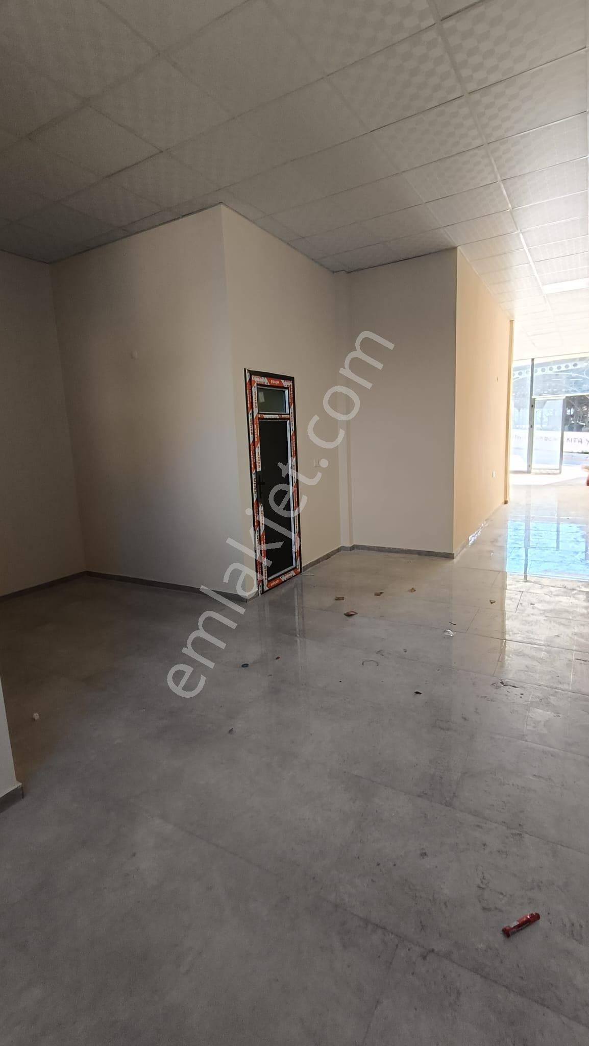 Ufuk Kapalı Pazar Karşısı Toplam 180 M2 Kiralık Dükkan - Görsel 18
