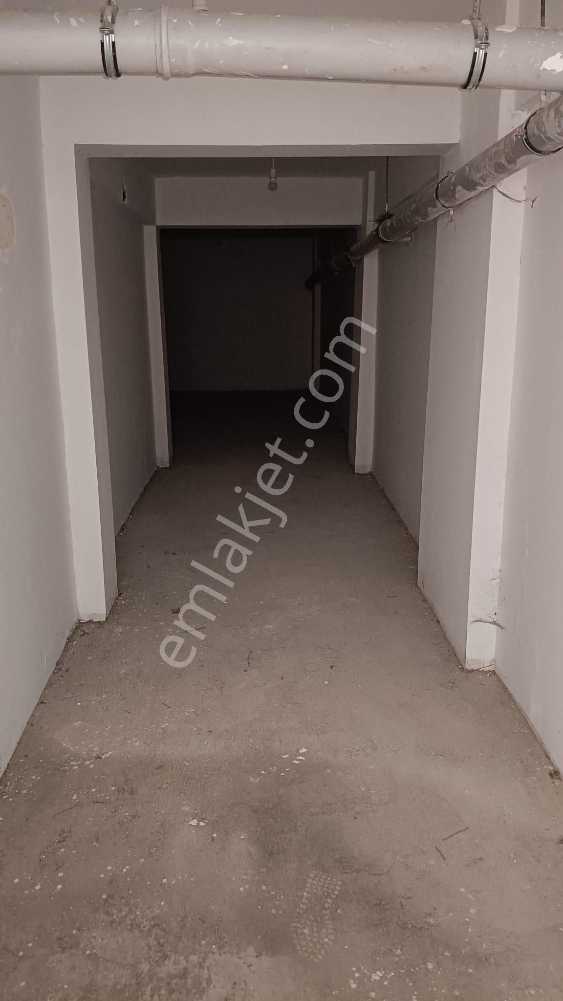 Ufuk Kapalı Pazar Karşısı Toplam 180 M2 Kiralık Dükkan - Görsel 28