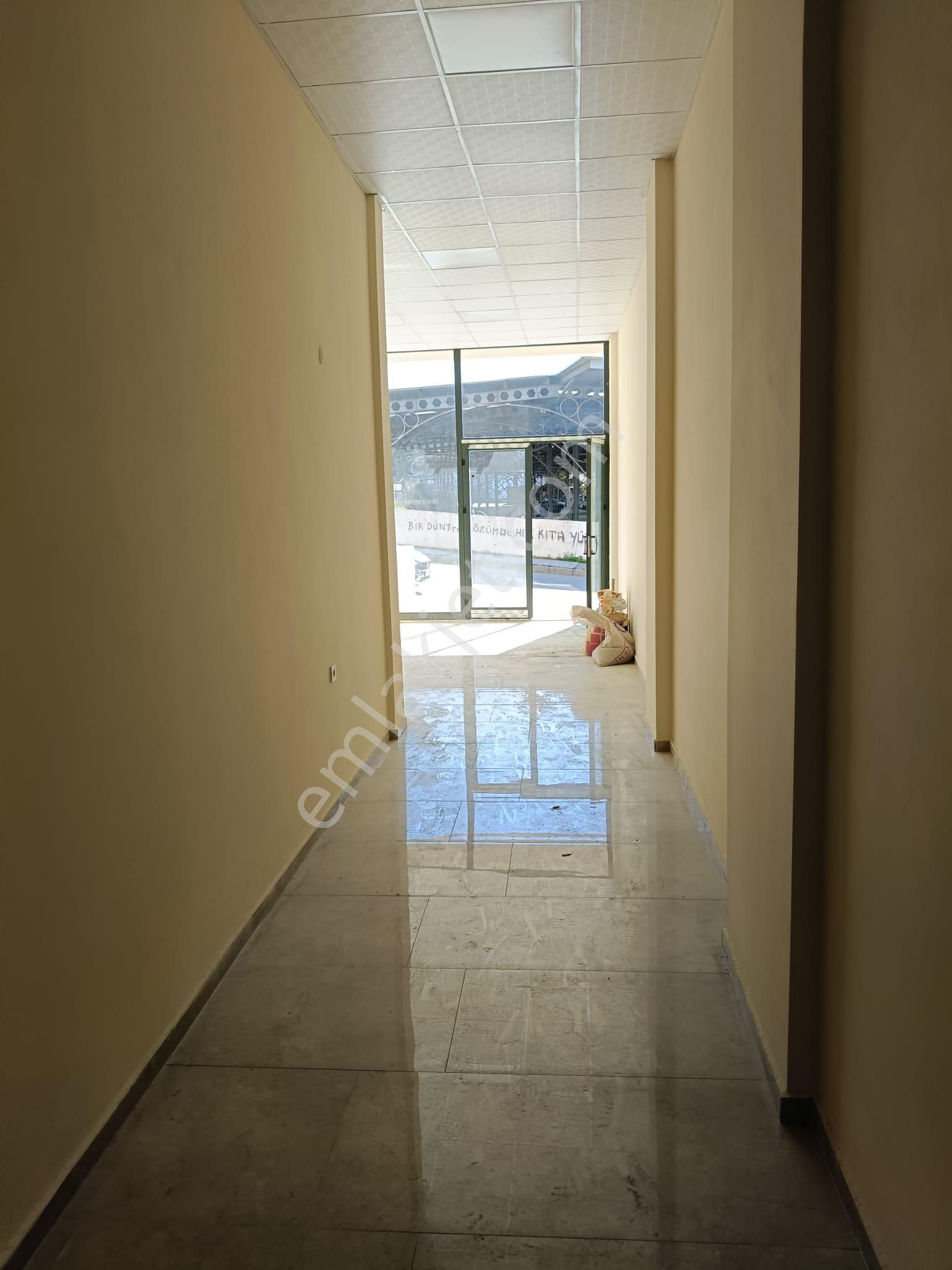 Ufuk Kapalı Pazar Karşısı Toplam 180 M2 Kiralık Dükkan - Görsel 12