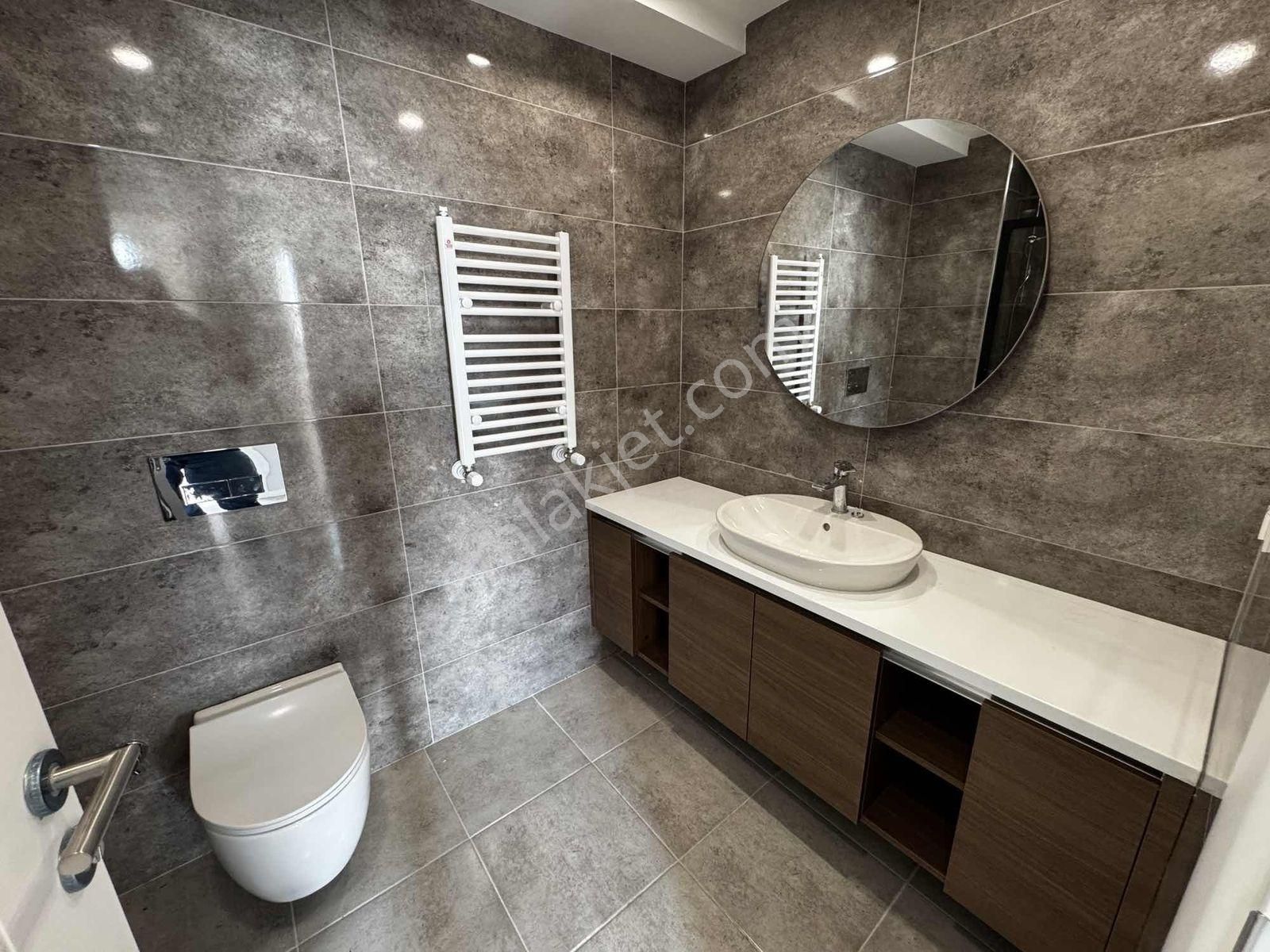Siltaş Panaroma'da E. Banyolu Büyük Tip Arakat Satılık,3+1 Daire - Görsel 30