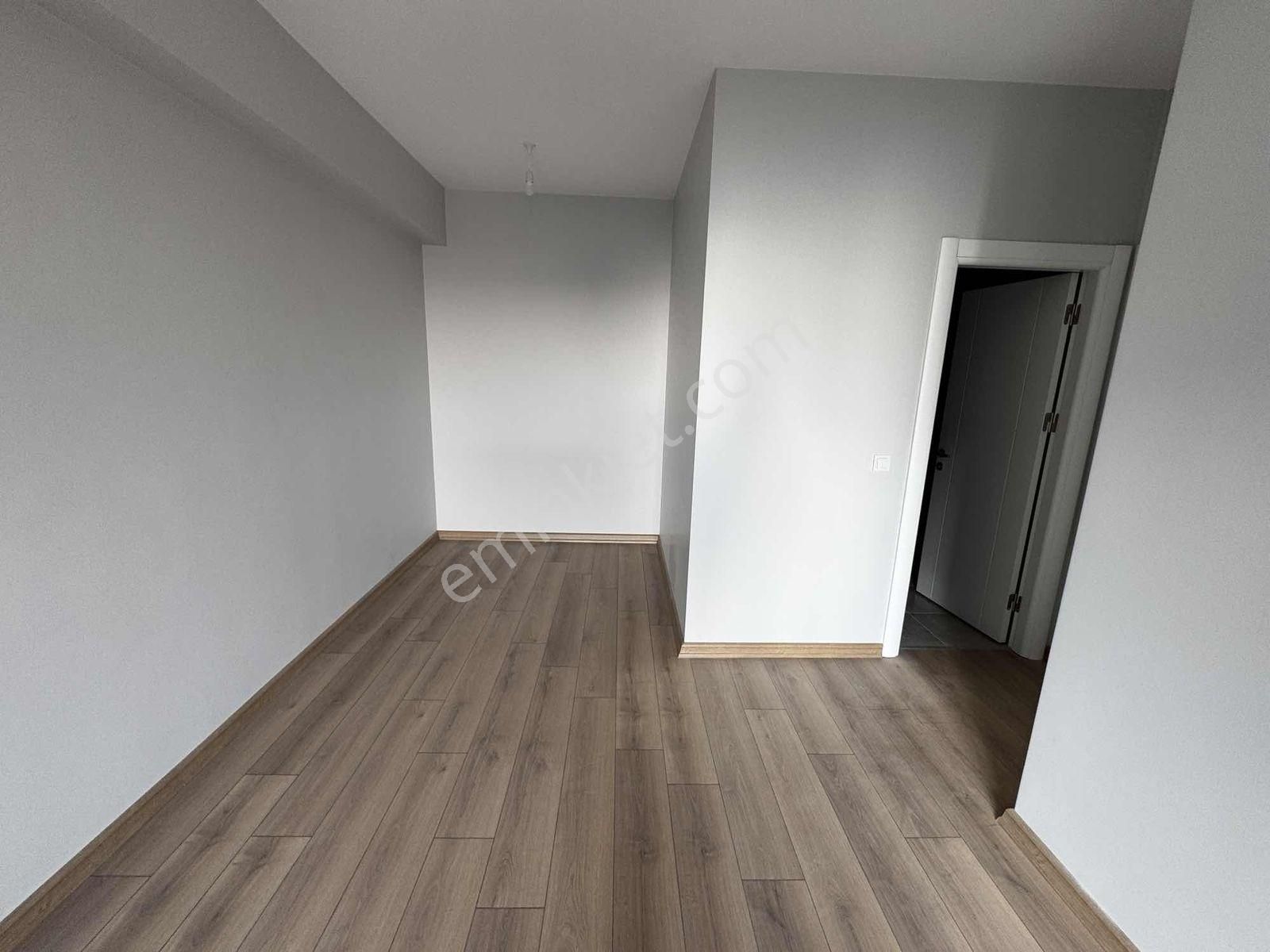 Siltaş Panaroma'da E. Banyolu Büyük Tip Arakat Satılık,3+1 Daire - Görsel 35