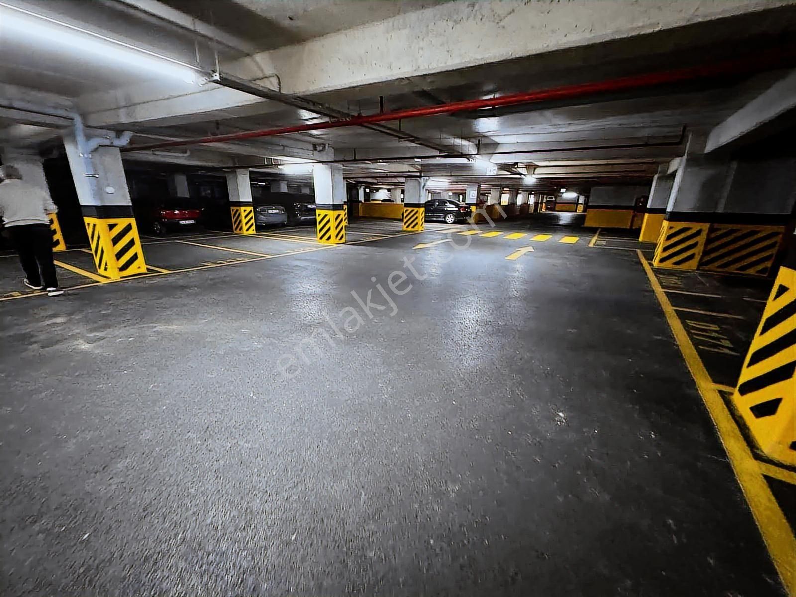 Siltaş Panaroma'da E. Banyolu Büyük Tip Arakat Satılık,3+1 Daire - Görsel 4