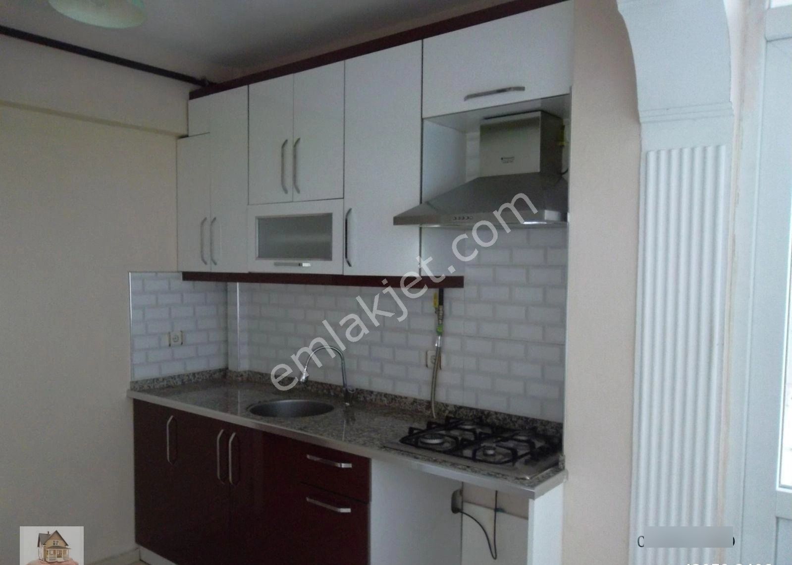 Üçyol Metro Yanında Asansör Lü Ara Kat 2+1 Kiralık Daire - Görsel 13