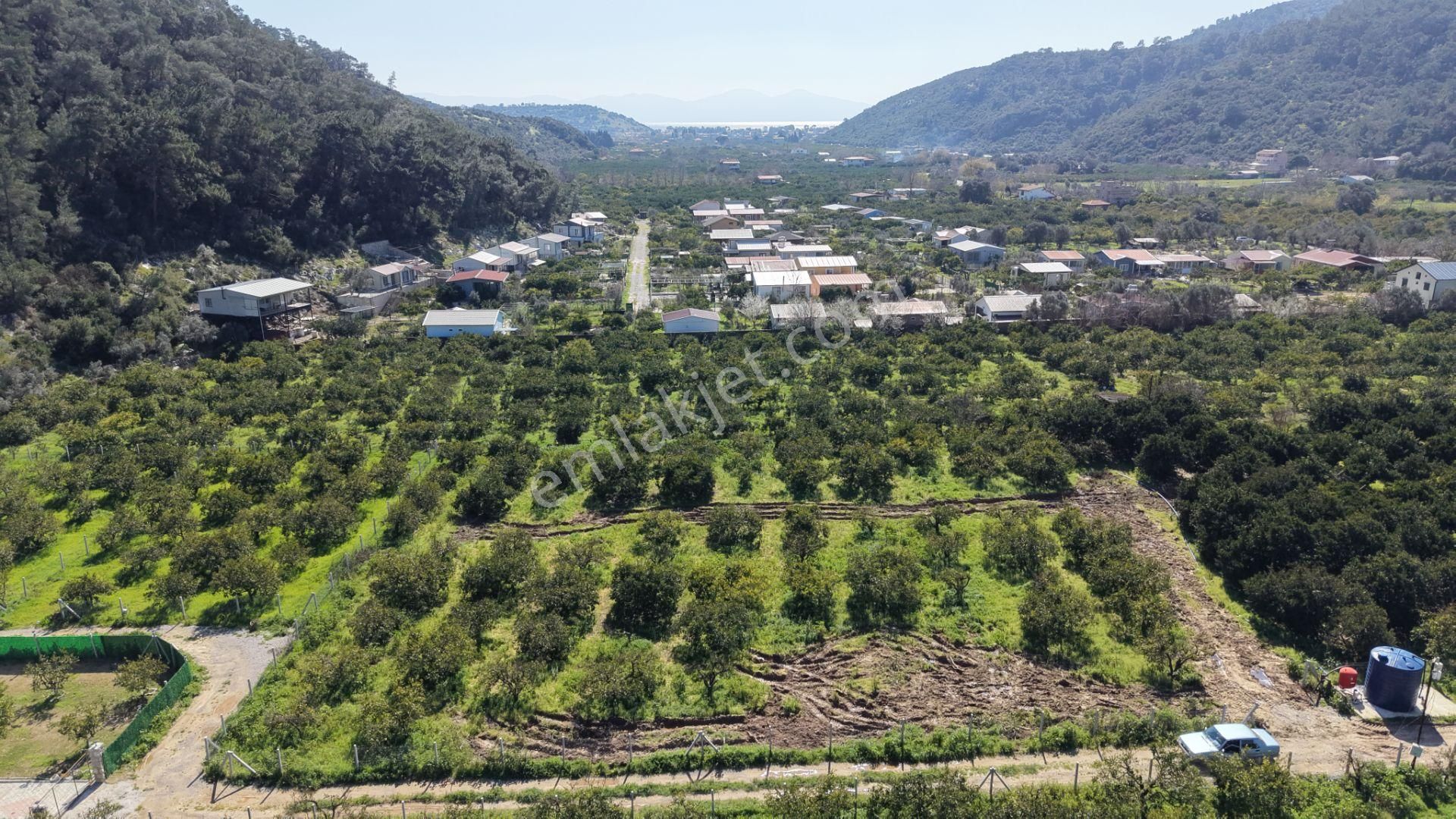 Ahmetbeylide Sahile Yakın Satılık 203 M2 2026 Yazına Muhteşem Gireceğiniz Bahçeler - Görsel 7