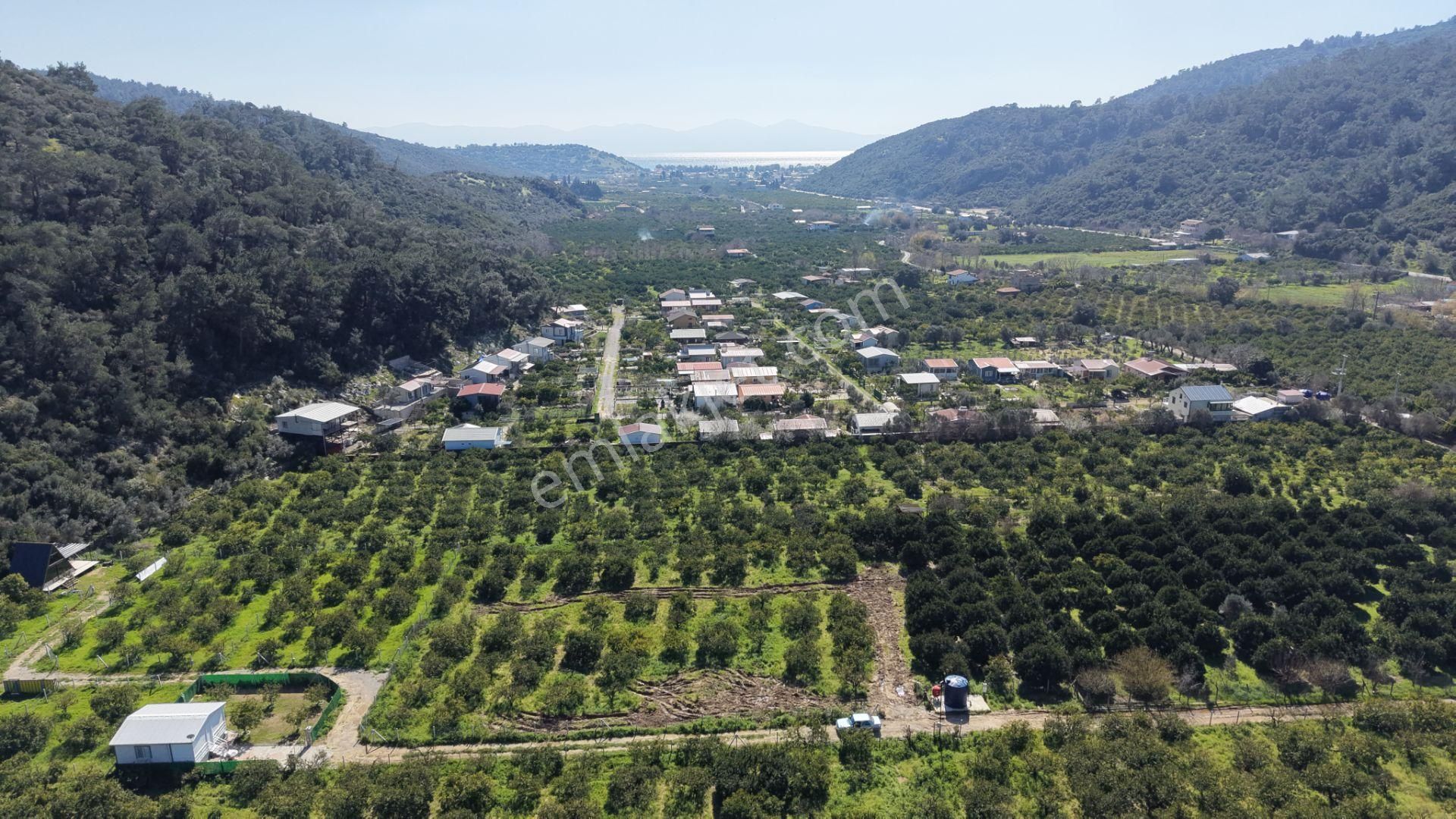 Ahmetbeylide Sahile Yakın Satılık 203 M2 2026 Yazına Muhteşem Gireceğiniz Bahçeler - Görsel 4