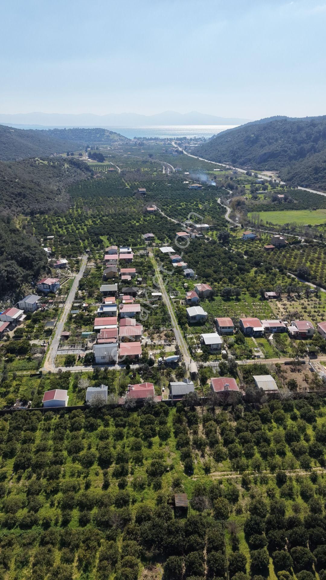 Ahmetbeylide Sahile Yakın Satılık 203 M2 2026 Yazına Muhteşem Gireceğiniz Bahçeler - Görsel 24