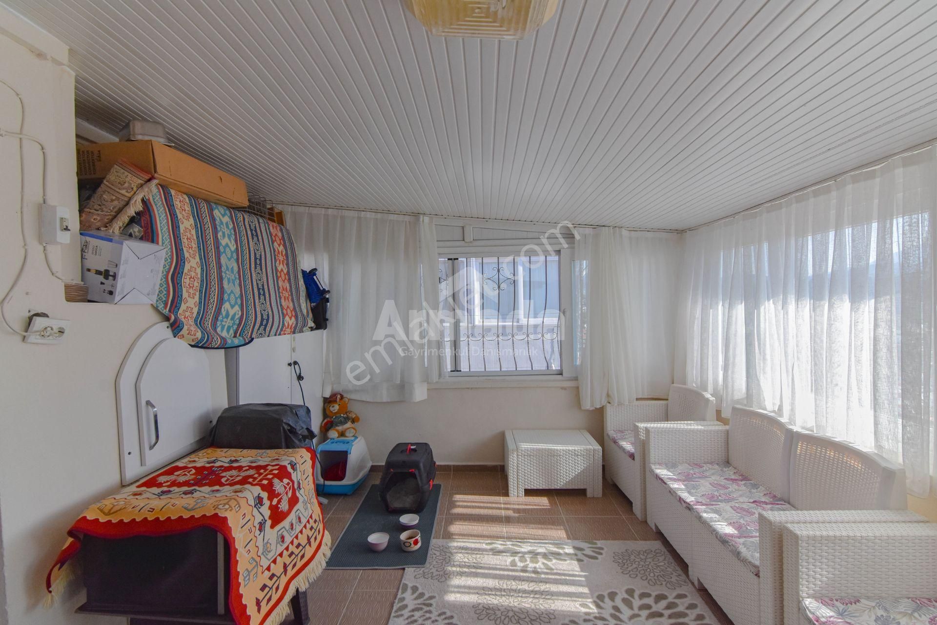 Kuşadası Değirmendere'de Havuzlu Sitede Satılık 3+1 Yazlık - Görsel 19