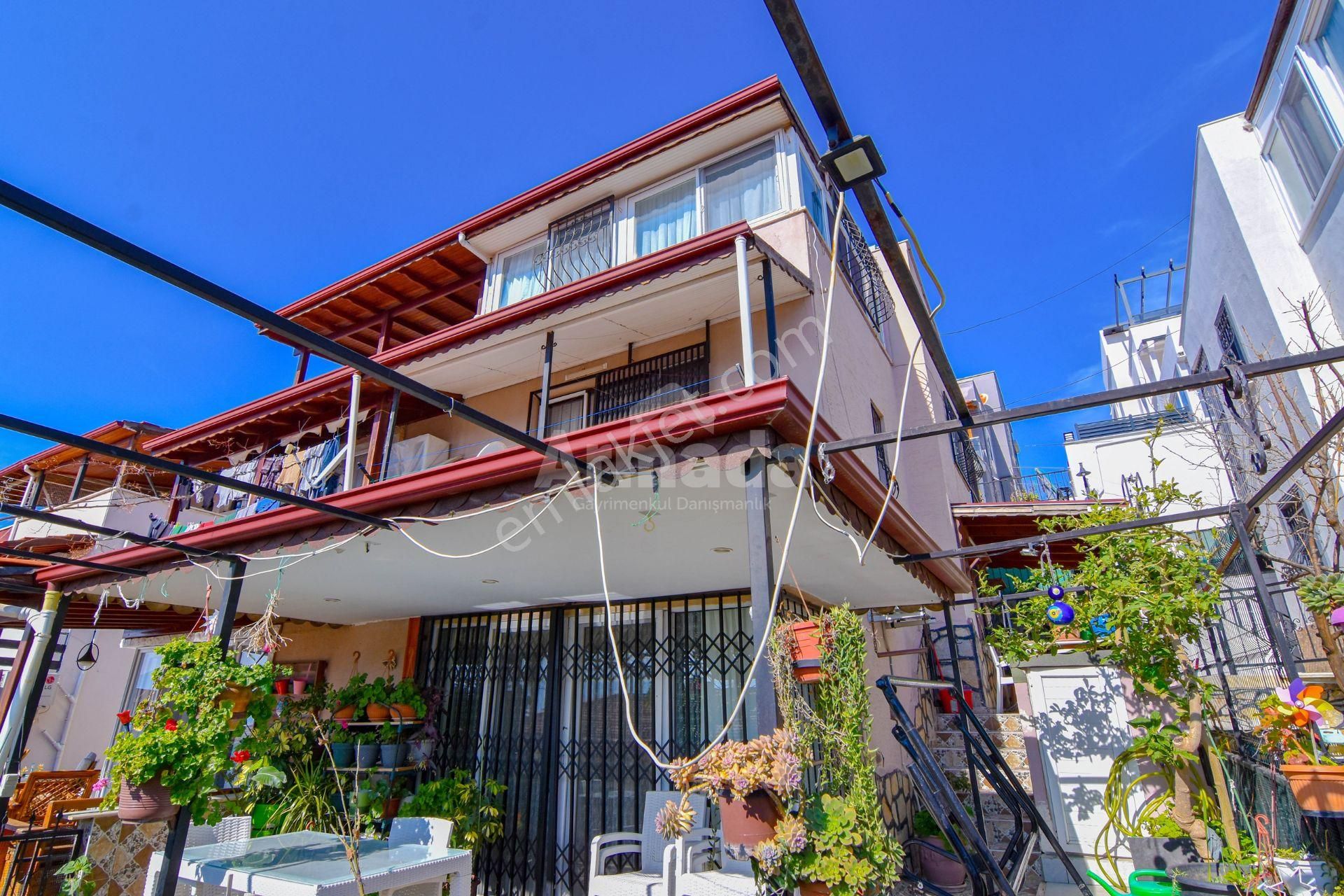 Kuşadası Değirmendere'de Havuzlu Sitede Satılık 3+1 Yazlık - Görsel 27