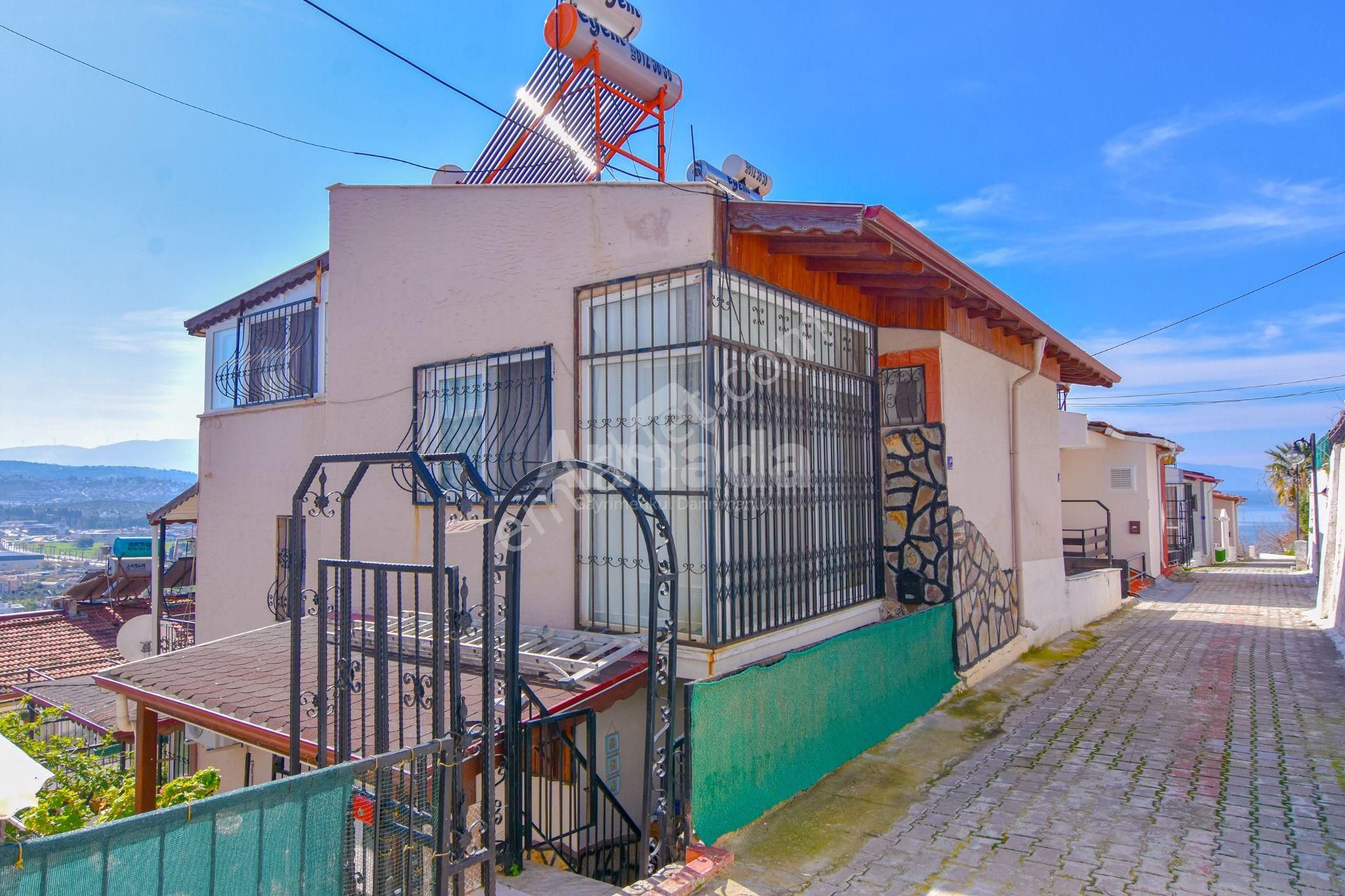 Kuşadası Değirmendere'de Havuzlu Sitede Satılık 3+1 Yazlık - Görsel 31