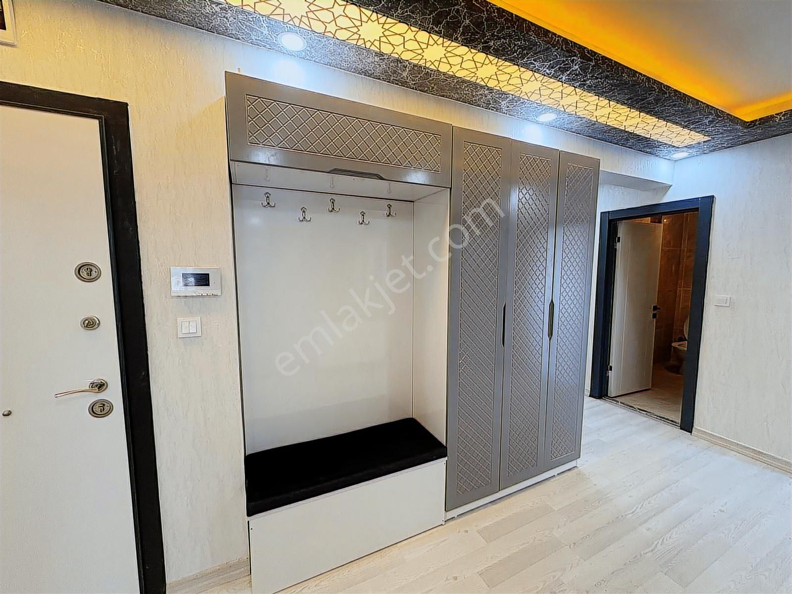 Yılmazer'den 1762 Cad Ön Güney Cephe Muhteşem Tasarm 3+1 Teraslı - Görsel 19