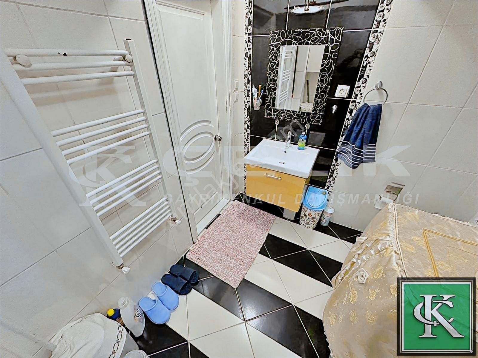 Çelik'ten Sunullah Mah Ordu Caddesine Yakın 2+1 Çift Cephe Daire - Görsel 12