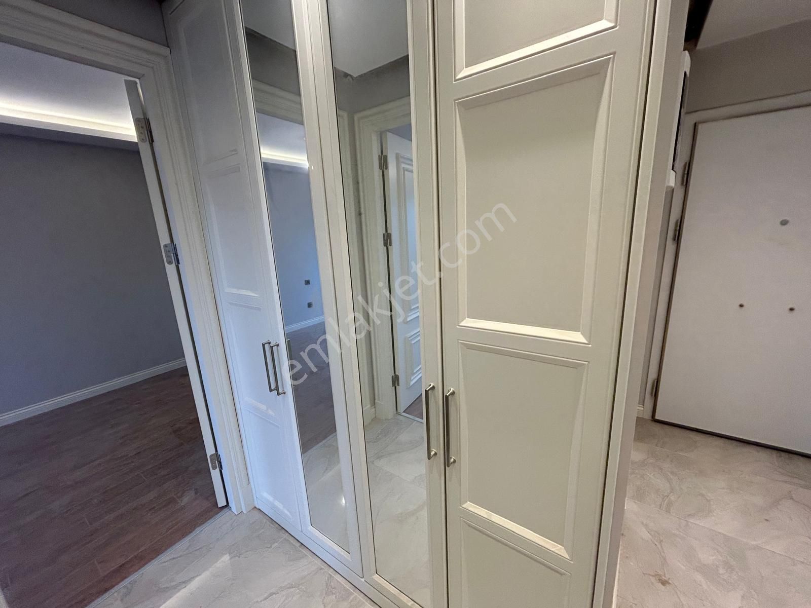 Üsküdar Altunizade Ön Cephe 4+2 Net 200 M2 Lüks Dubleks Daire - Görsel 10