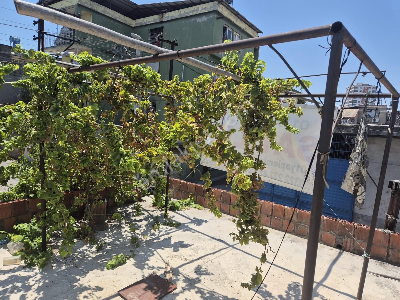 Adana Cumhuryet Mh Arsa Fiyatına Tek Katlı Ev - Görsel 14