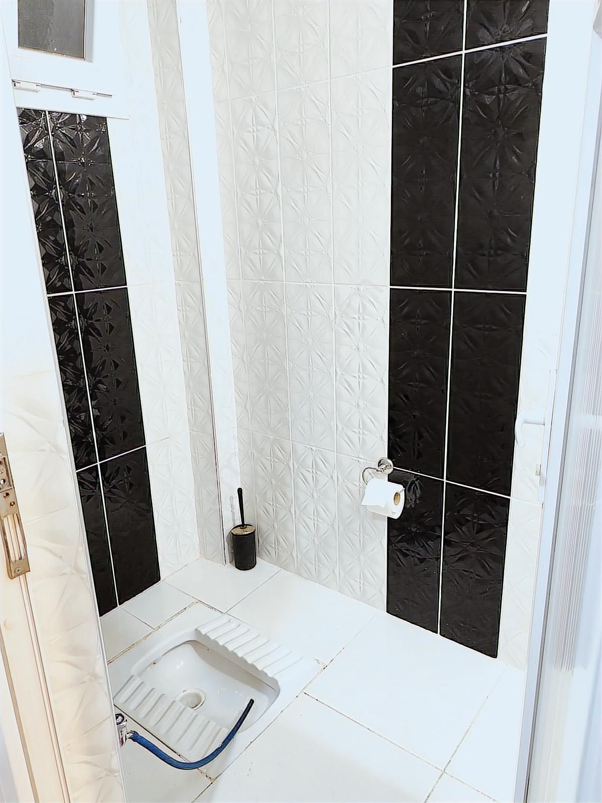 Adana Havutlu Mahalesinde 4 Katlı Ev Komple Satılık - Görsel 16