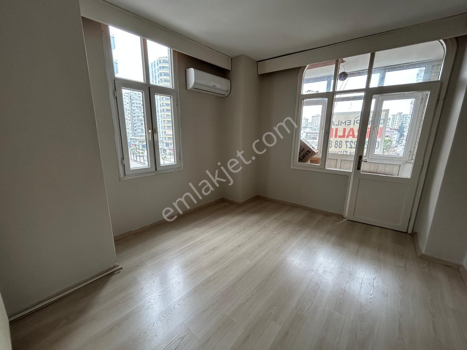 Adananın Göbegi Barajyolu Katmerci Dayının Üstü Kiralık Daire - Görsel 15