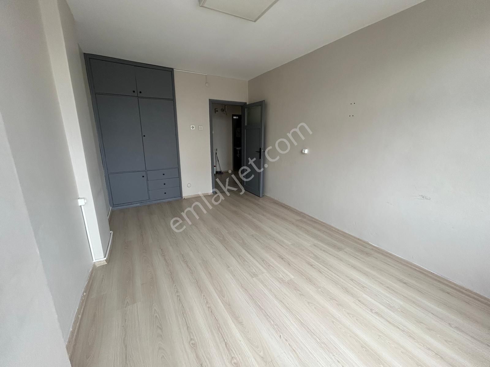 Adananın Göbegi Barajyolu Katmerci Dayının Üstü Kiralık Daire - Görsel 25