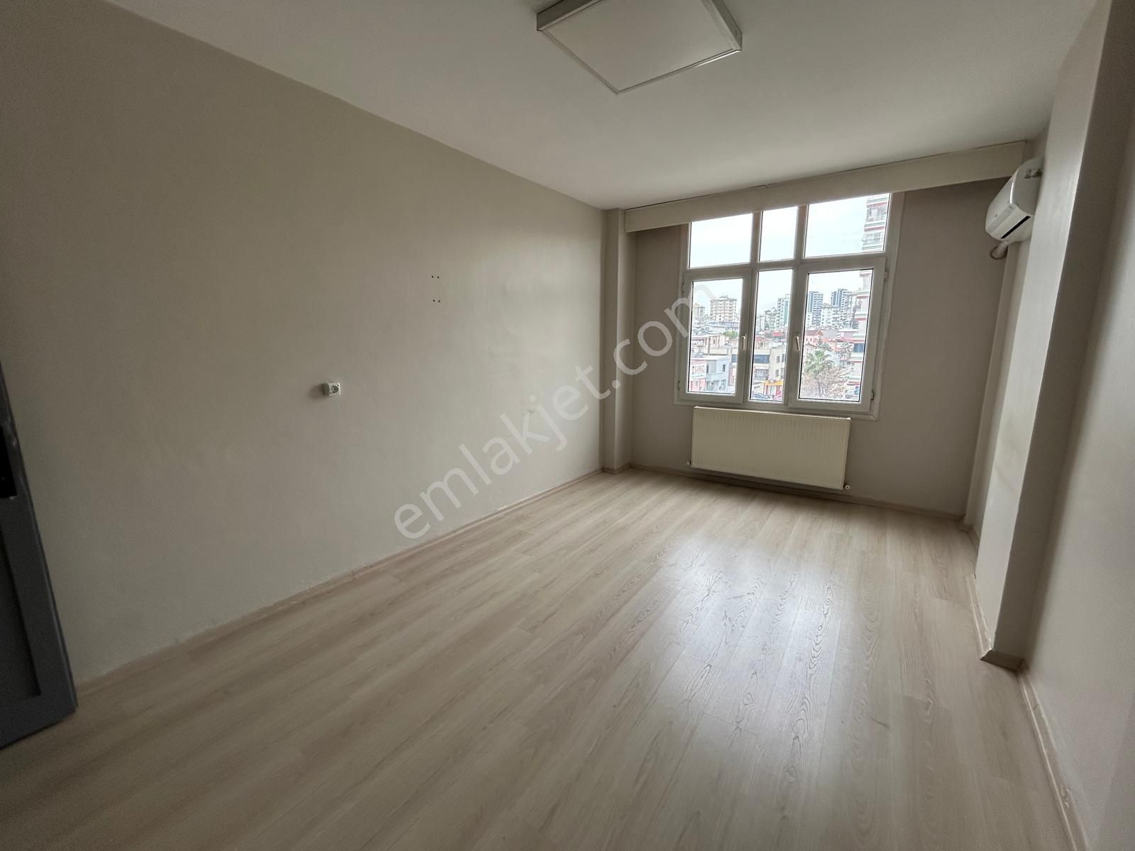 Adananın Göbegi Barajyolu Katmerci Dayının Üstü Kiralık Daire - Görsel 23