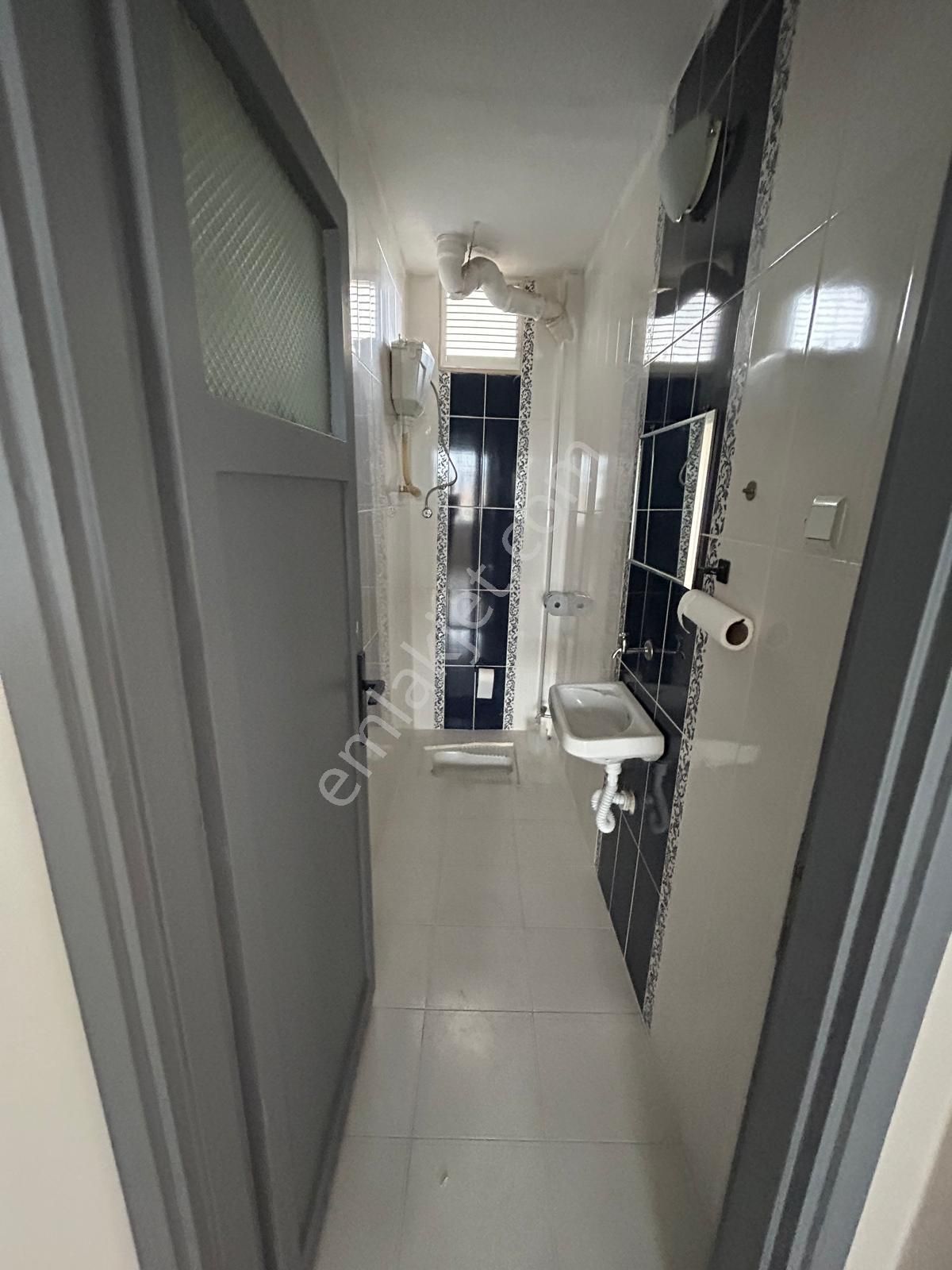 Adananın Göbegi Barajyolu Katmerci Dayının Üstü Kiralık Daire - Görsel 29