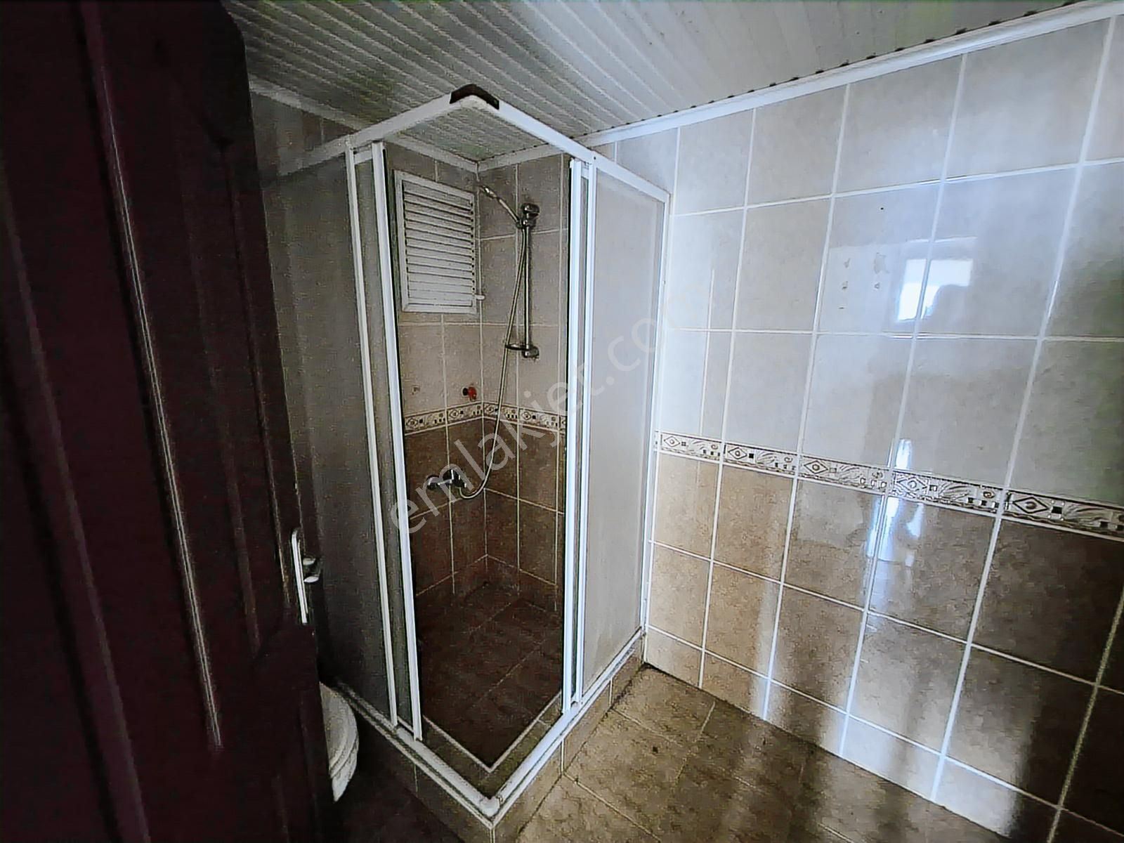 Mavi Bulvar Metro Yolu İkizerköprüsünün Yanında Kiralık Daire - Görsel 11