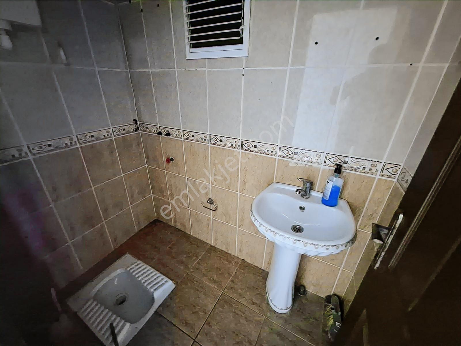 Mavi Bulvar Metro Yolu İkizerköprüsünün Yanında Kiralık Daire - Görsel 16