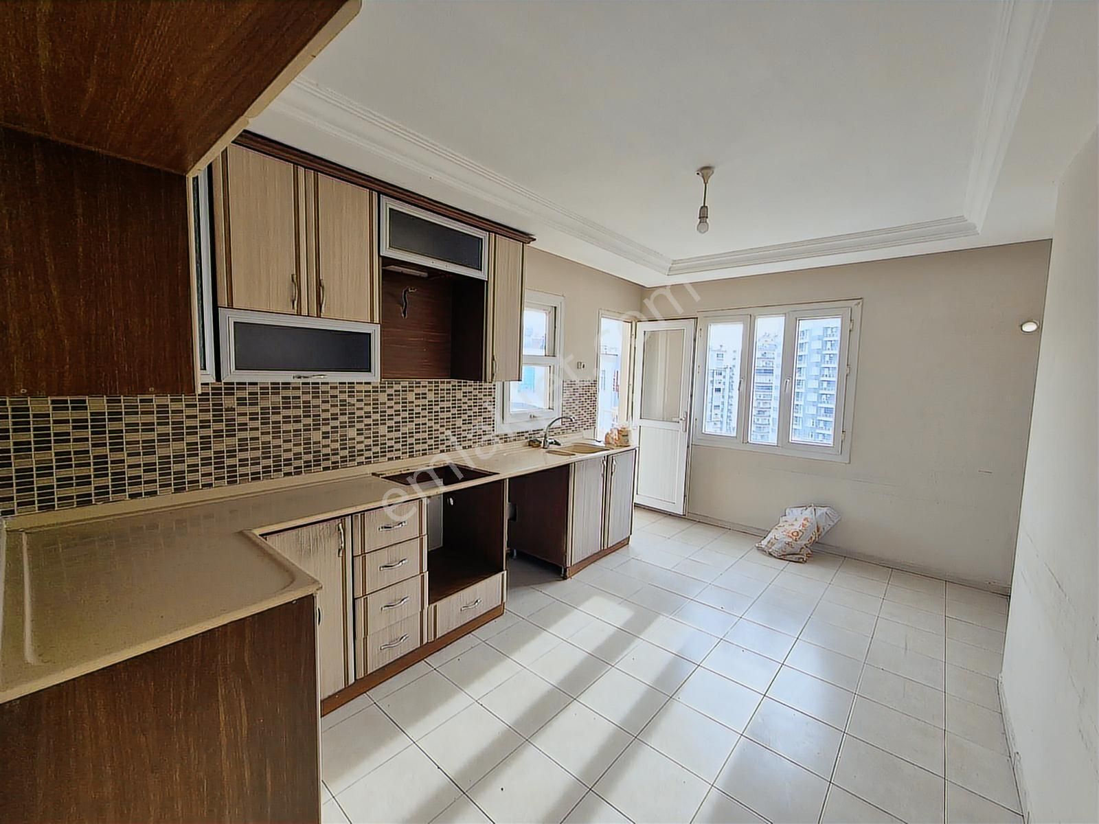 Mavi Bulvar Metro Yolu İkizerköprüsünün Yanında Kiralık Daire - Görsel 18