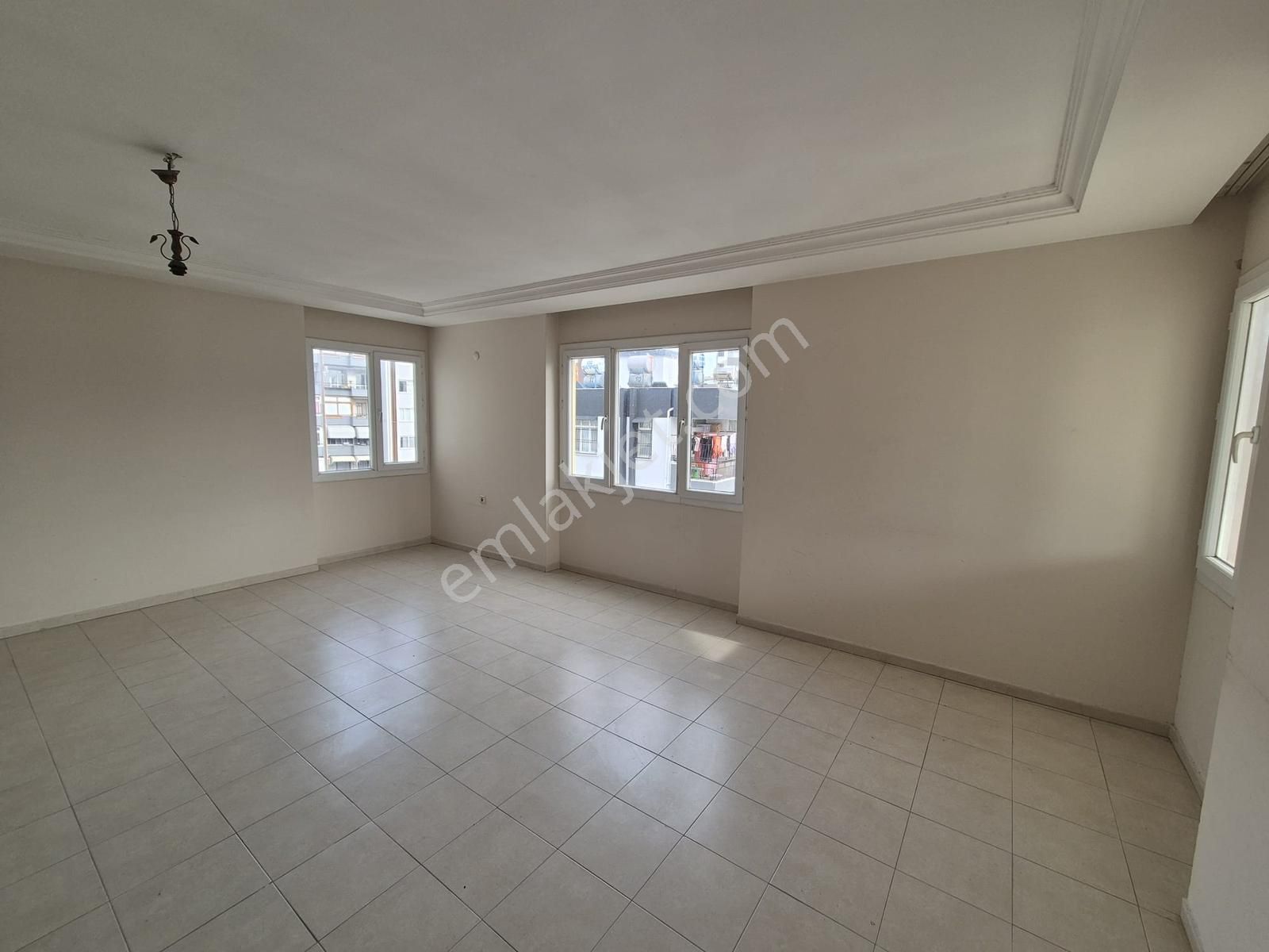 Mavi Bulvar Metro Yolu İkizerköprüsünün Yanında Kiralık Daire - Görsel 14