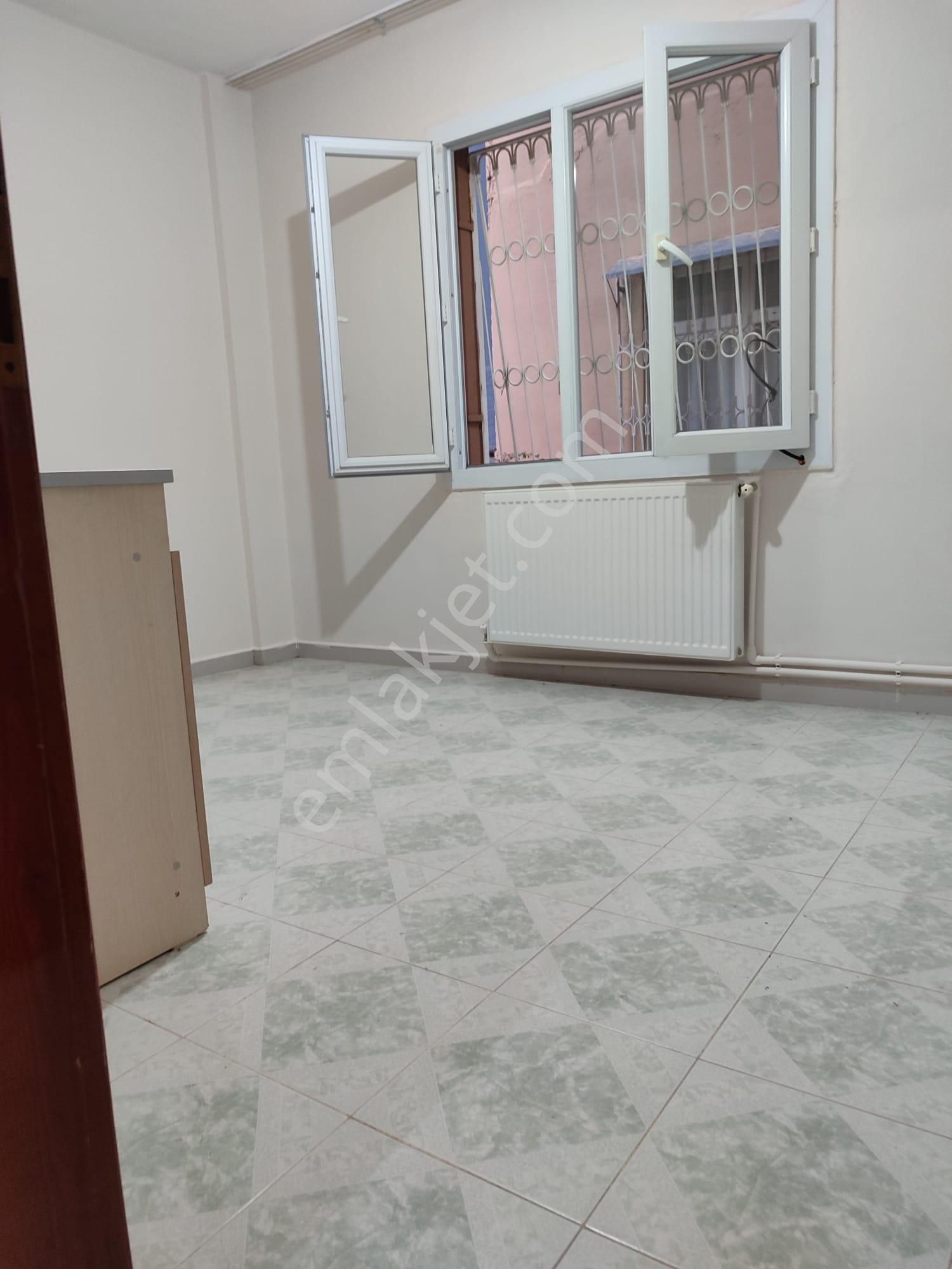 Adana Sarıçamda Kozan Yolunda 2+1 Doğalgazlı Kombili Fırsat Kiralık Daire - Görsel 2