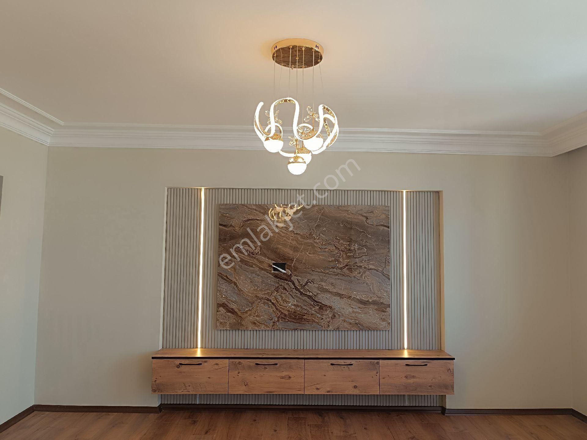 Toros Mah. Çukurova Petrol Civarı 3+1 Kapalı Mutfak+doğalgazlı+full Yapılı Satılık Daire - Görsel 11