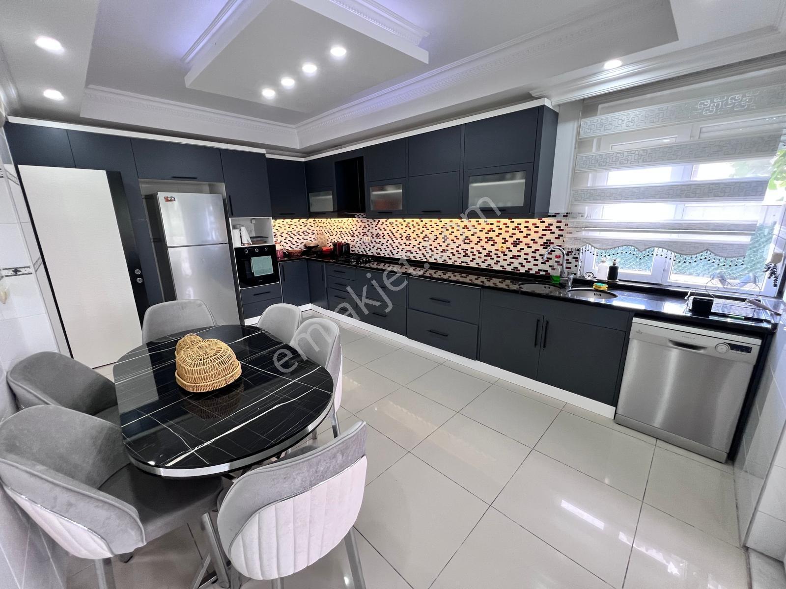 Antalya Belek'te Müstakil 6+1 Satılık Villa - Görsel 2