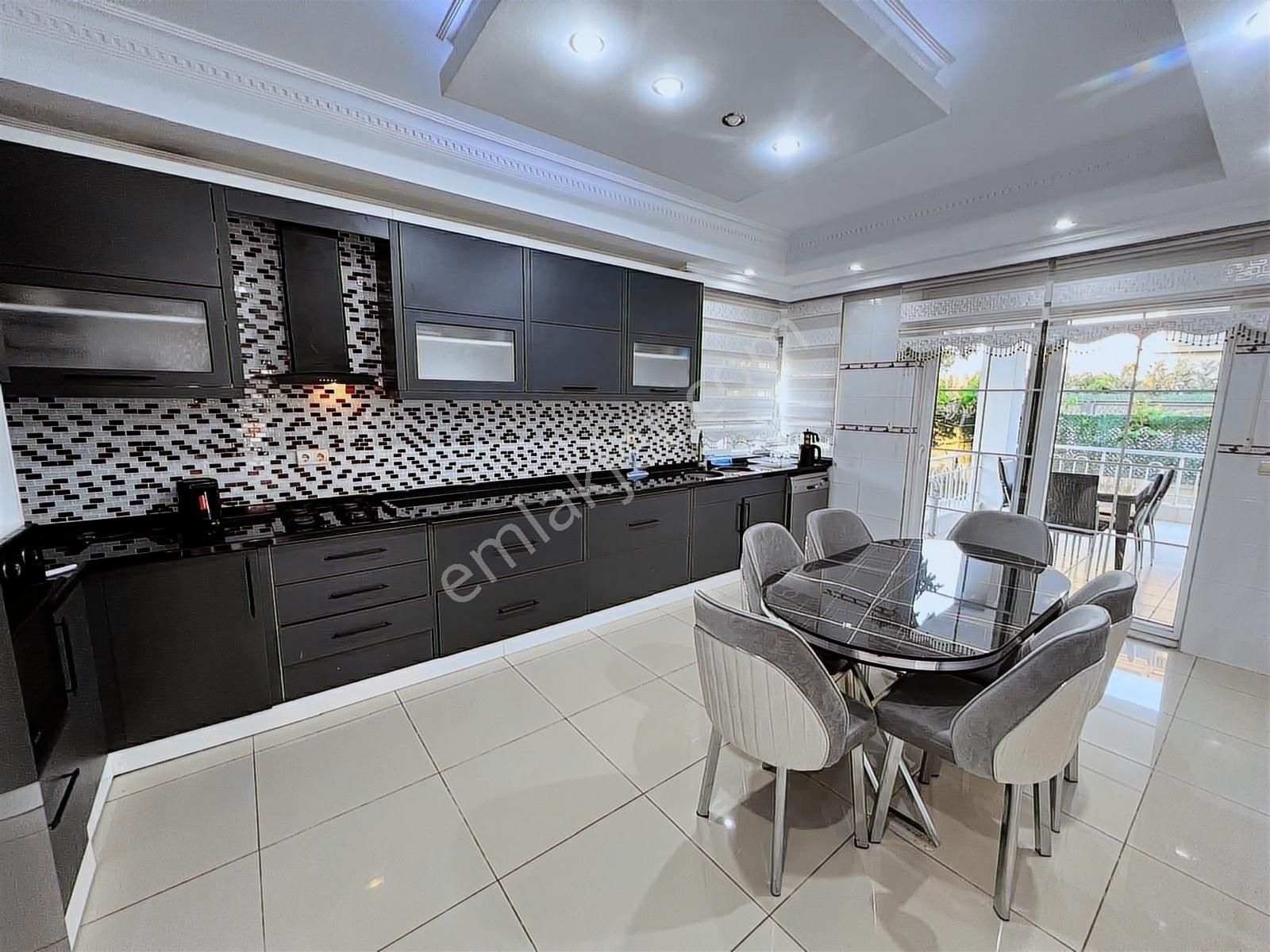 Antalya Belek'te Müstakil 6+1 Satılık Villa - Görsel 22