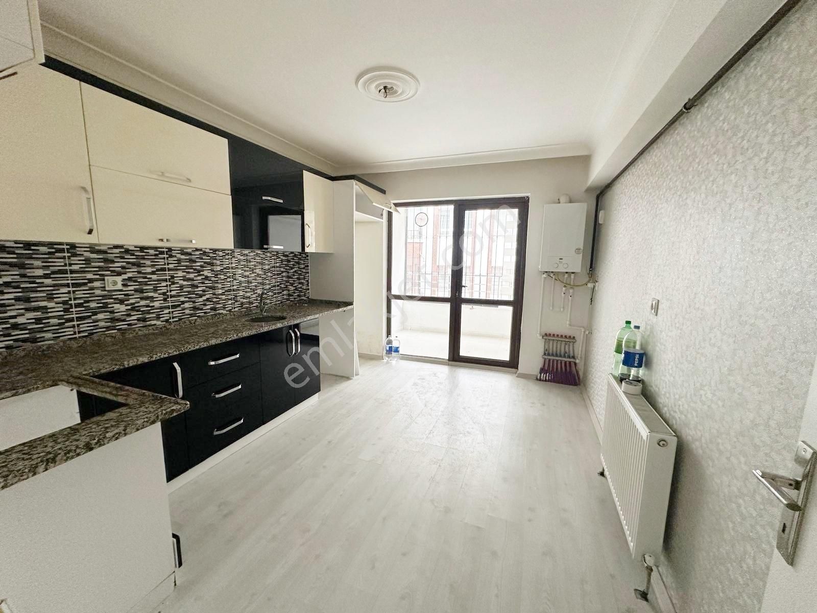 Bağlum Cadde Arkası 3+1 Kiralık Daire - Görsel 22