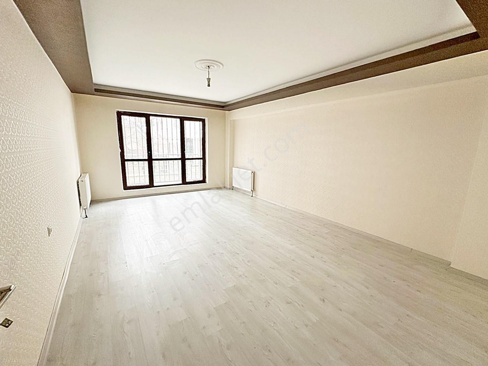 Bağlum Cadde Arkası 3+1 Kiralık Daire - Görsel 9