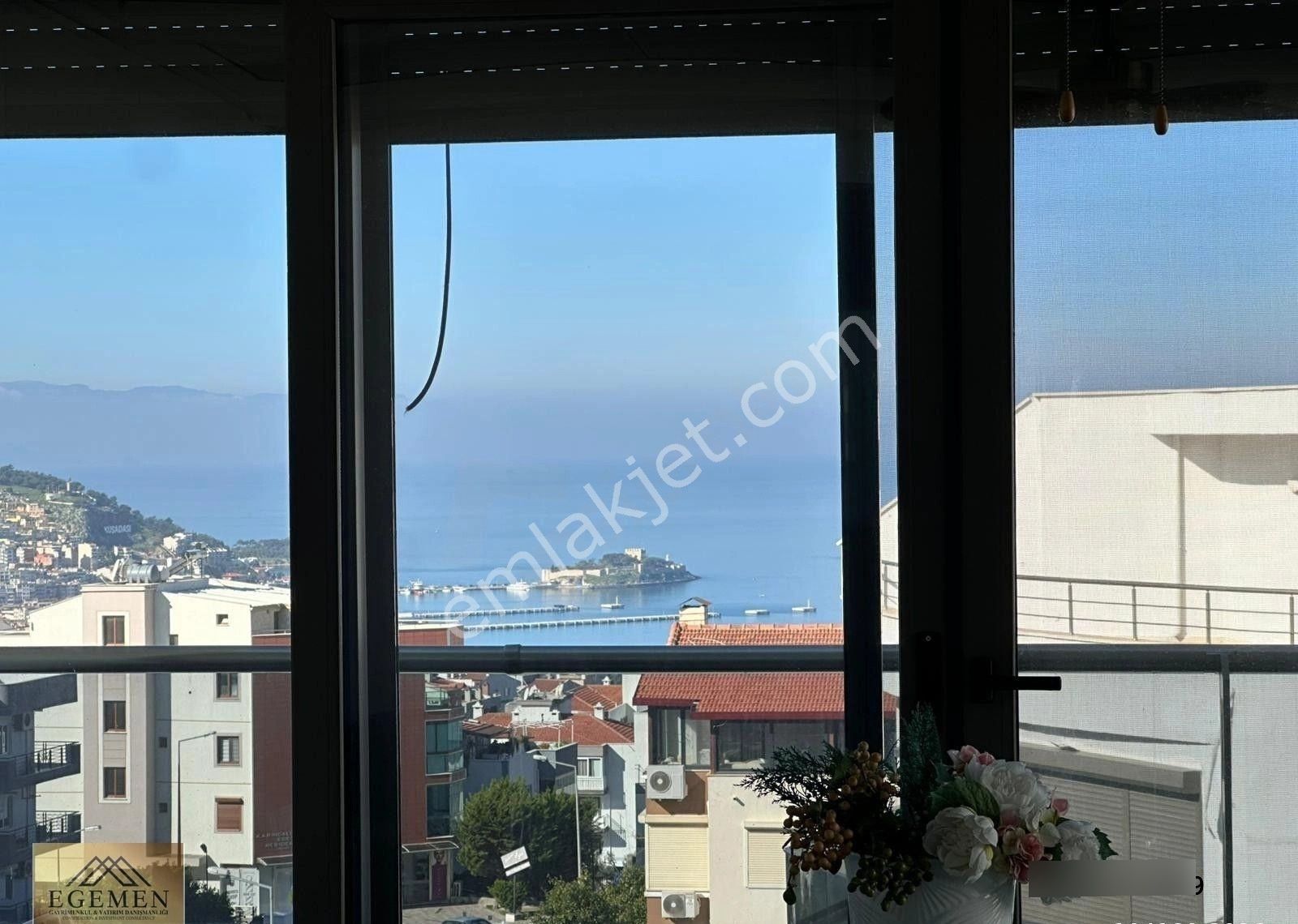 Kuşadası Ege Mahallesinde Satılık Çatı Dubleksi Daire - Görsel 17