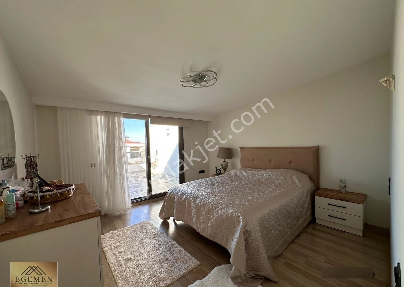 Kuşadası Ege Mahallesinde Satılık Çatı Dubleksi Daire - Görsel 23