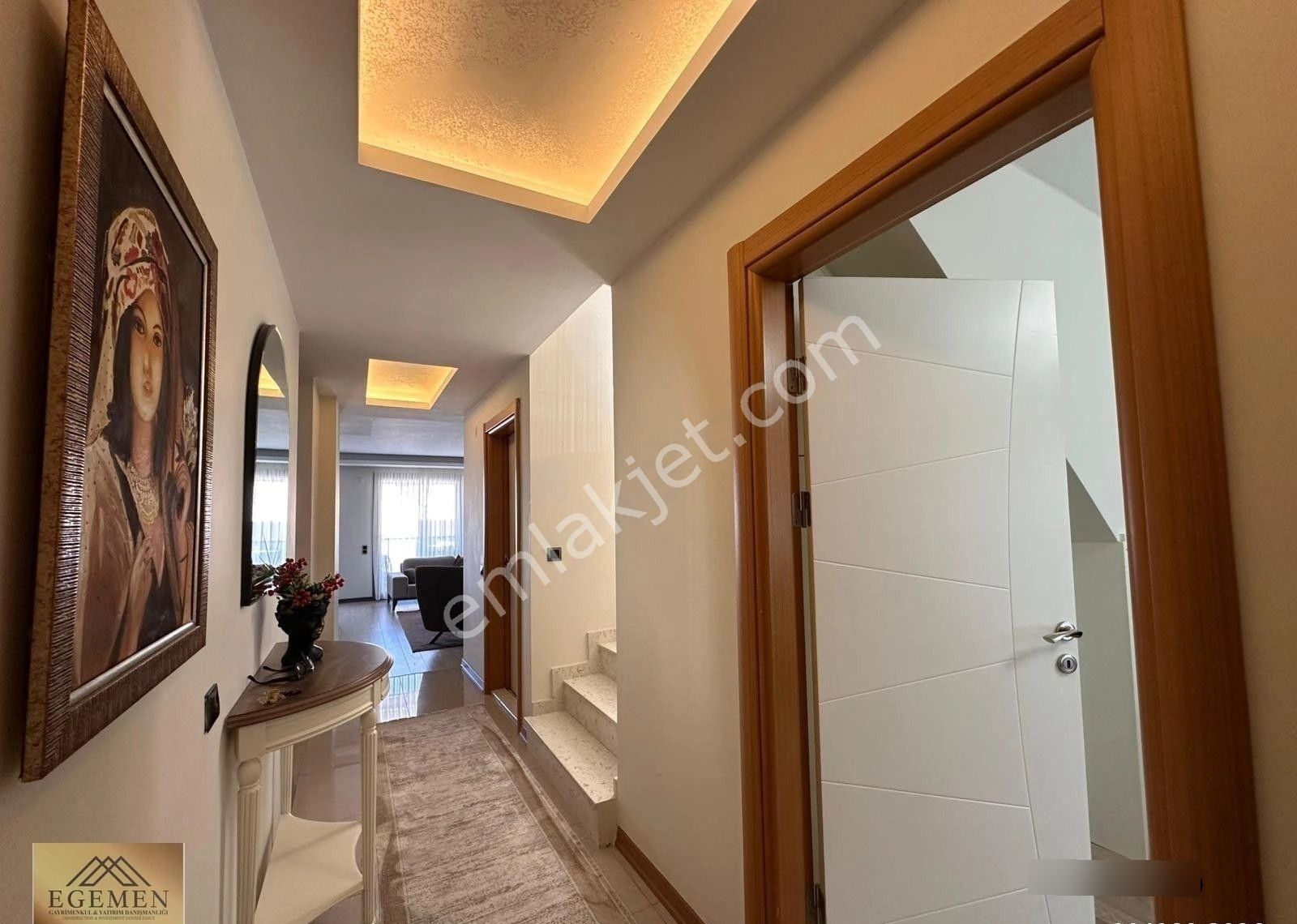 Kuşadası Ege Mahallesinde Satılık Çatı Dubleksi Daire - Görsel 35