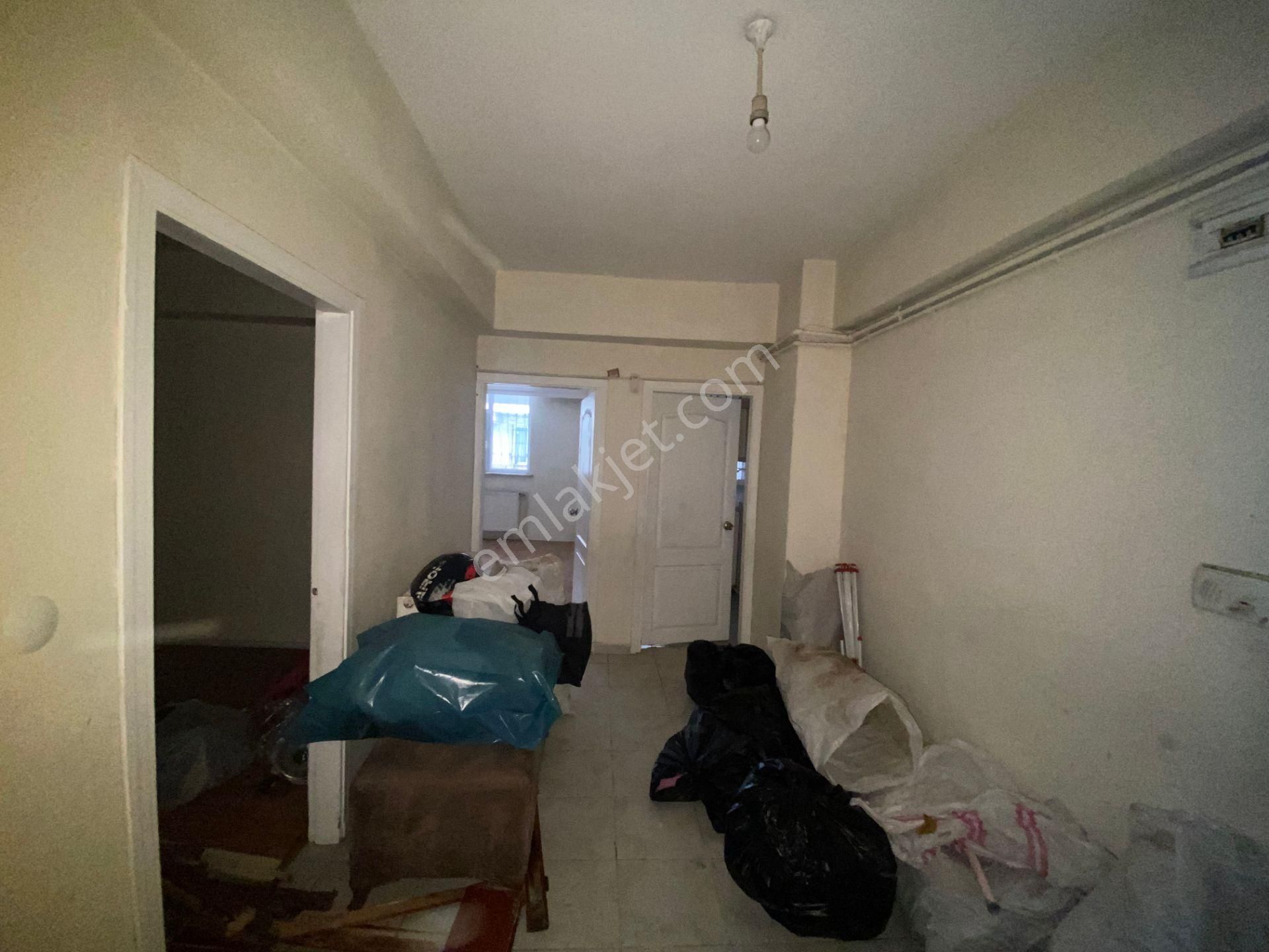 Avrupa Emlak Tan Nine Hatun Mah 95m² 3+1 Yüksek Giriş,21 Yıllık,krediye Uygun,balkonlu,satılık Daire - Görsel 16