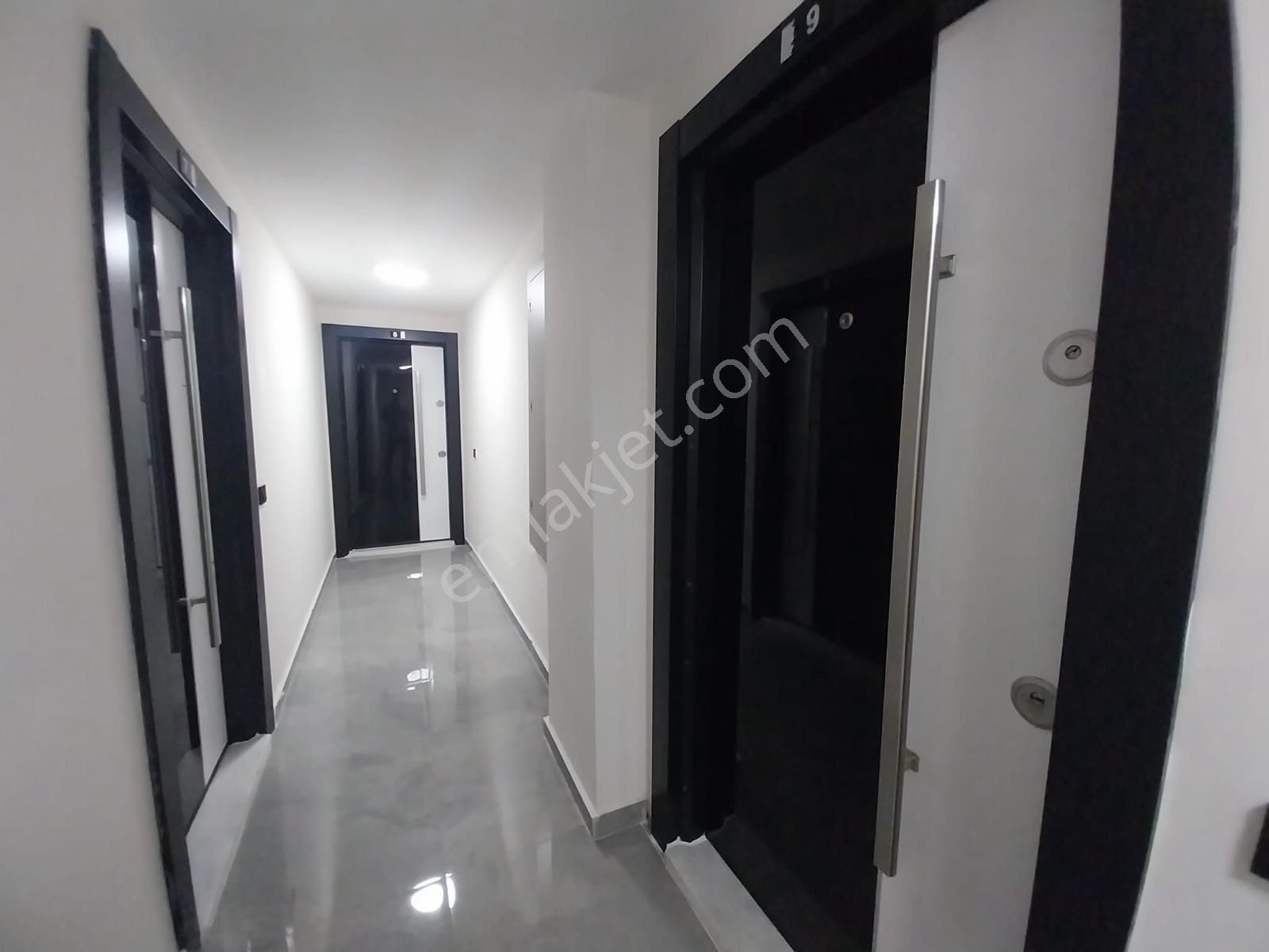 Merkezi Konumda Full+full Donatılı Lüks Eşyalı Sıfır Daire - Görsel 10