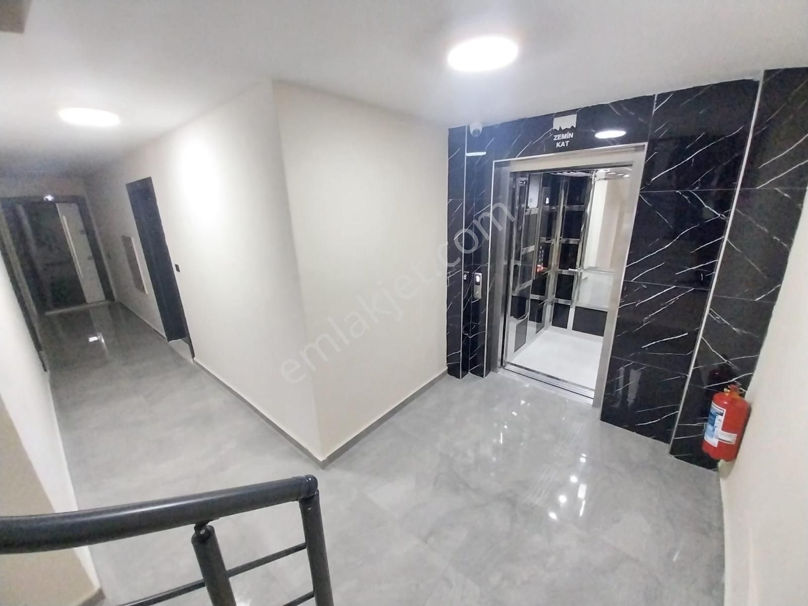 Merkezi Konumda Full+full Donatılı Lüks Eşyalı Sıfır Daire - Görsel 5