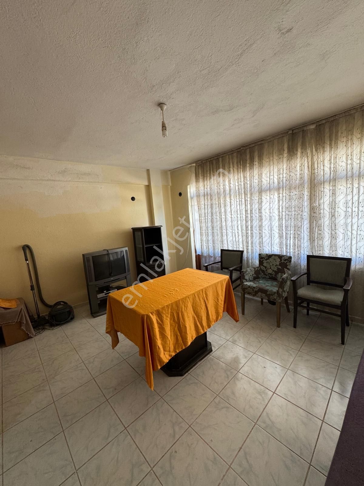 Das Gayrimenkul'den Çarşı Merkezinde Kiralık Eşyalı 1+1 Daire - Görsel 11