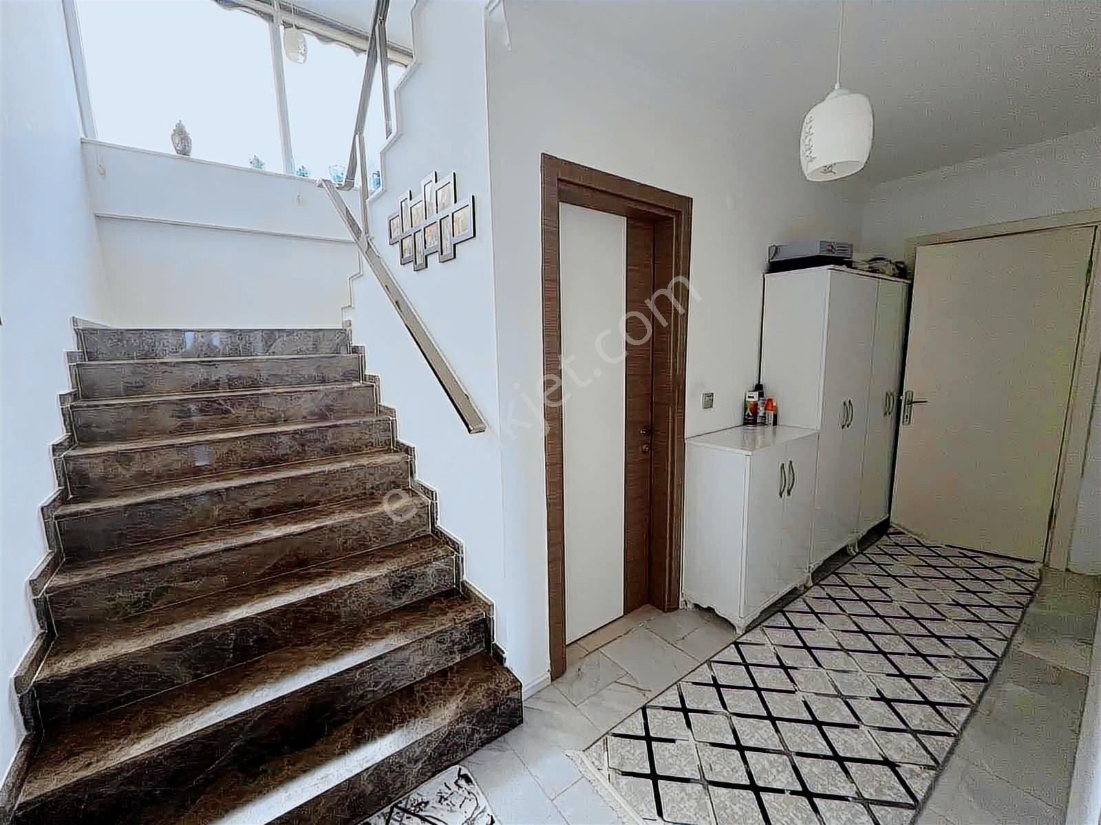 Deniz Manzaralı Müstakil 5+1 Villa - Görsel 30
