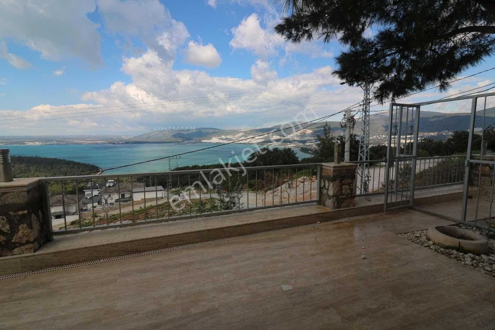 Deniz Manzaralı Müstakil 5+1 Villa - Görsel 12