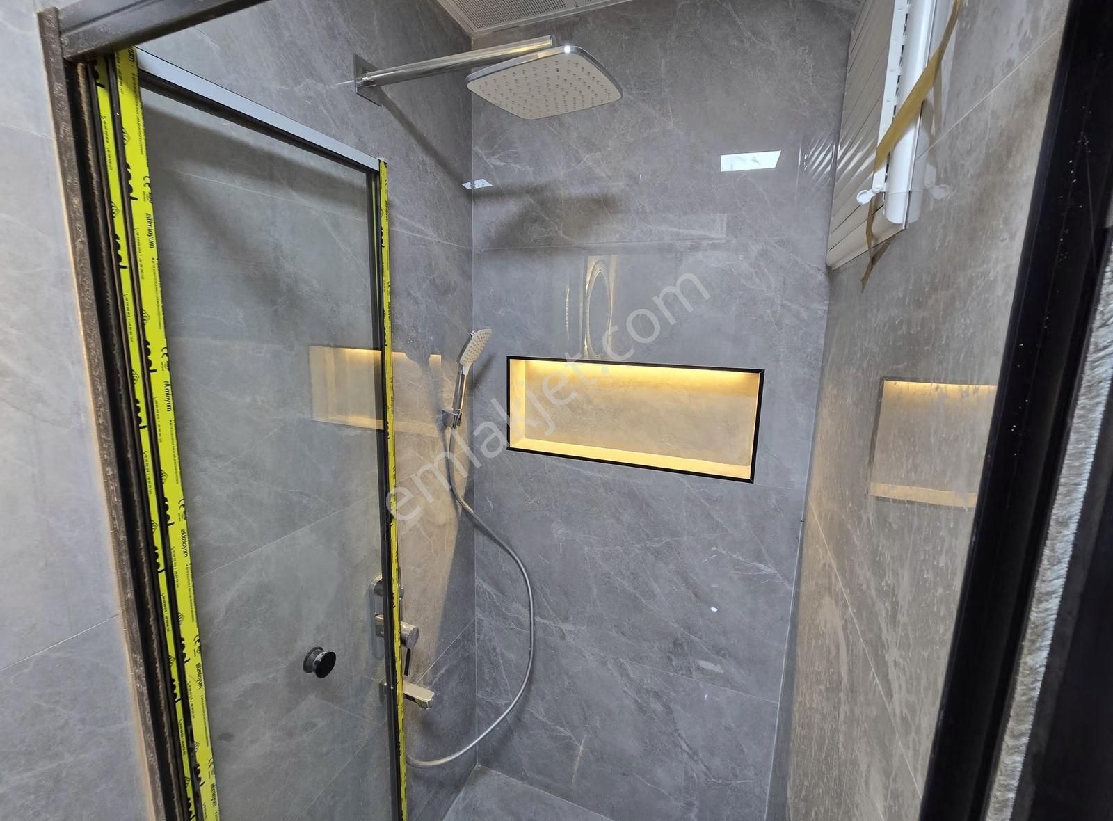 Altınova'da Satılık Sıfır 1+1 Daire - Yüksek Giriş & Emsalsiz - Görsel 7