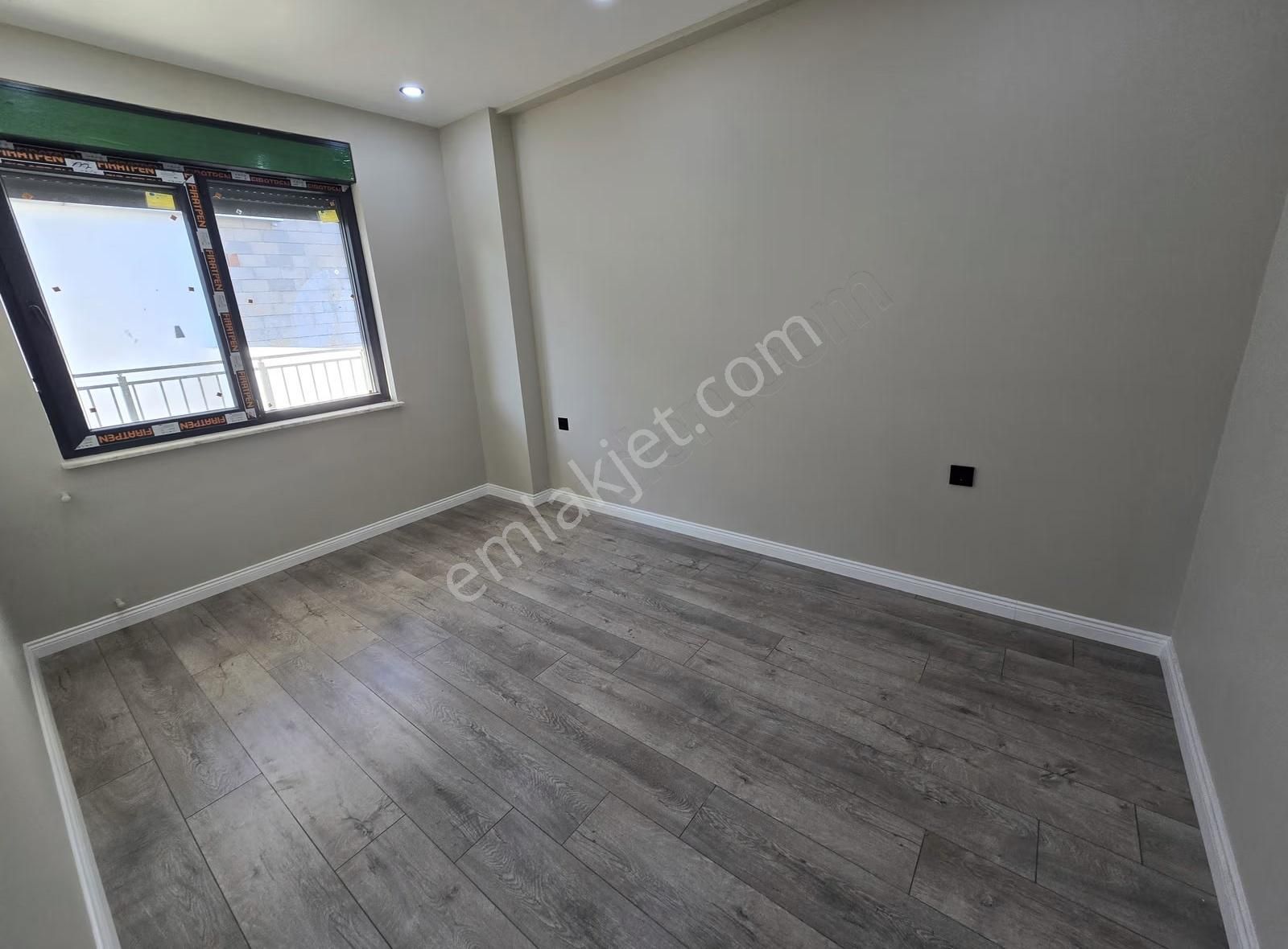 Altınova'da Satılık Sıfır 1+1 Daire - Yüksek Giriş & Emsalsiz - Görsel 24