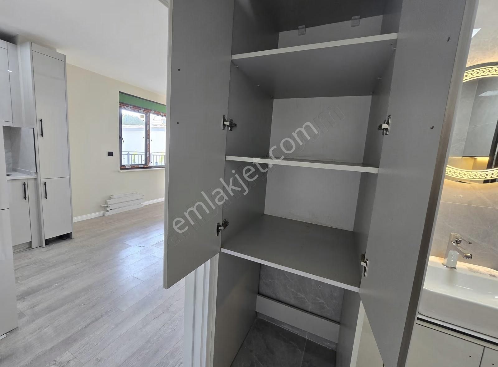 Altınova'da Satılık Sıfır 1+1 Daire - Yüksek Giriş & Emsalsiz - Görsel 3