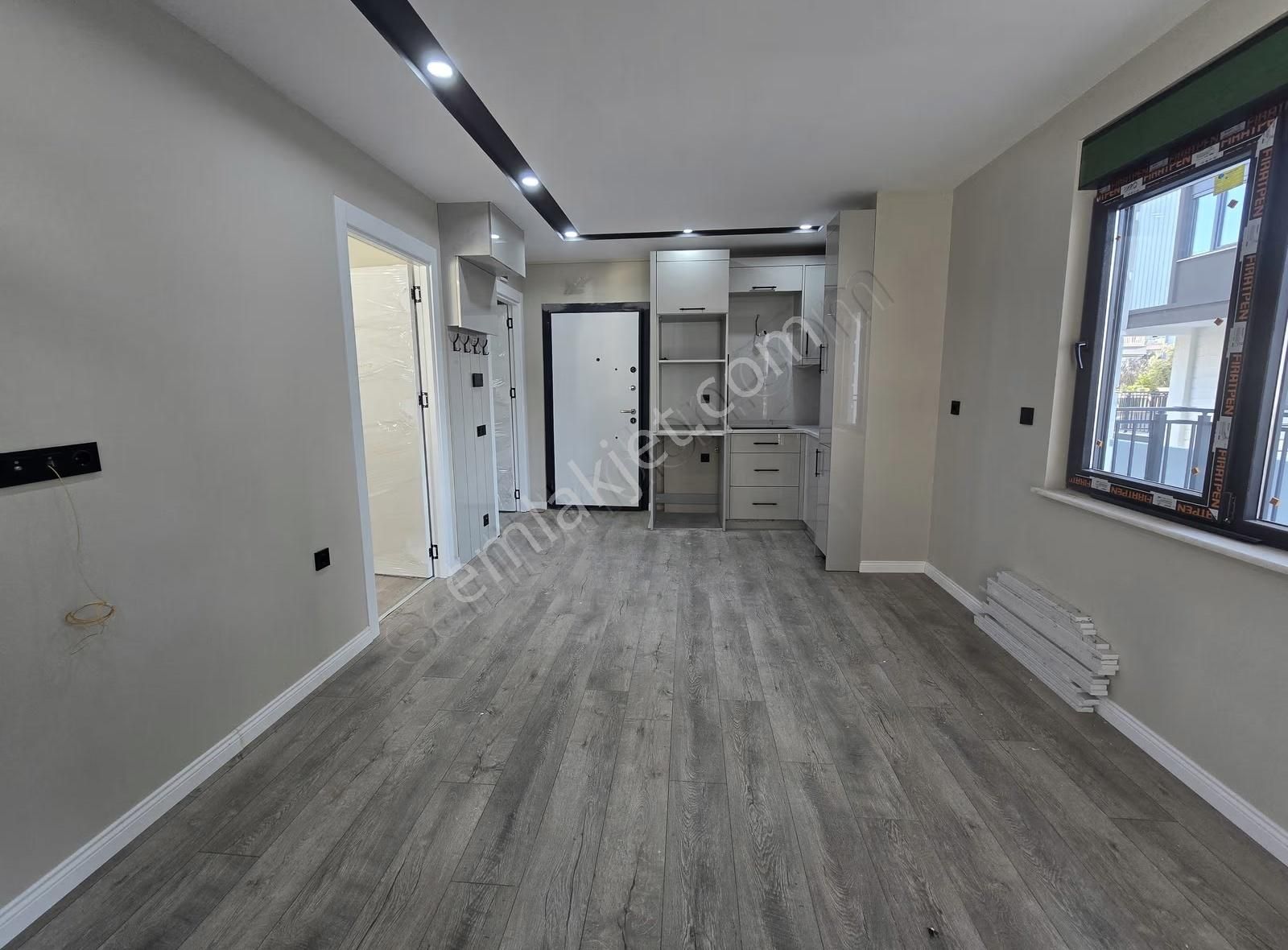 Altınova'da Satılık Sıfır 1+1 Daire - Yüksek Giriş & Emsalsiz - Görsel 5